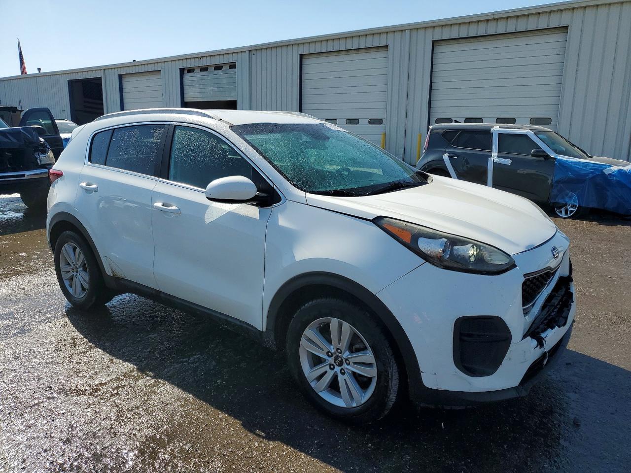 2019 Kia Sportage Lx White vin: KNDPM3AC0K7545414