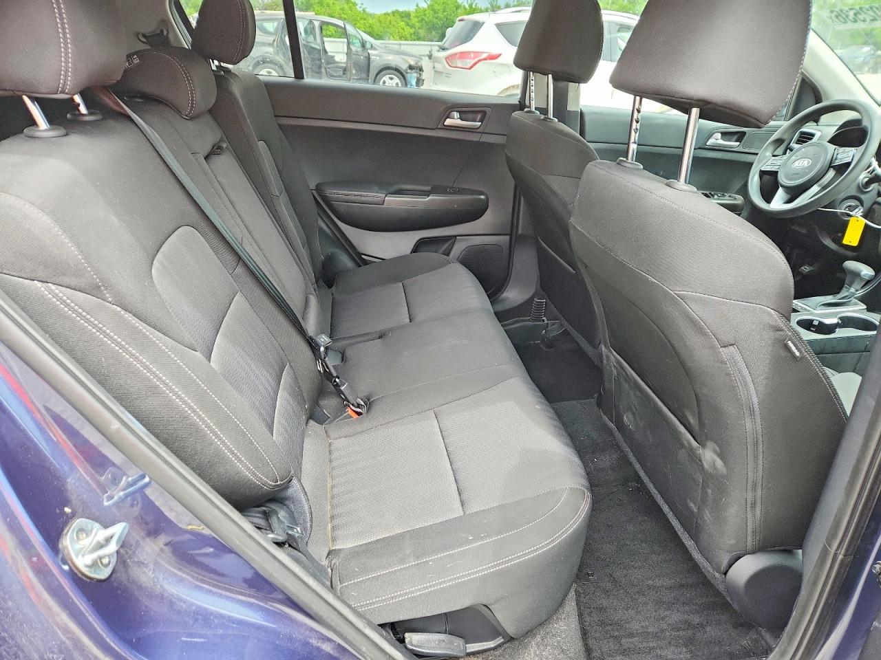 2020 Kia Sportage Lx Серый vin: KNDPM3AC0L7815775