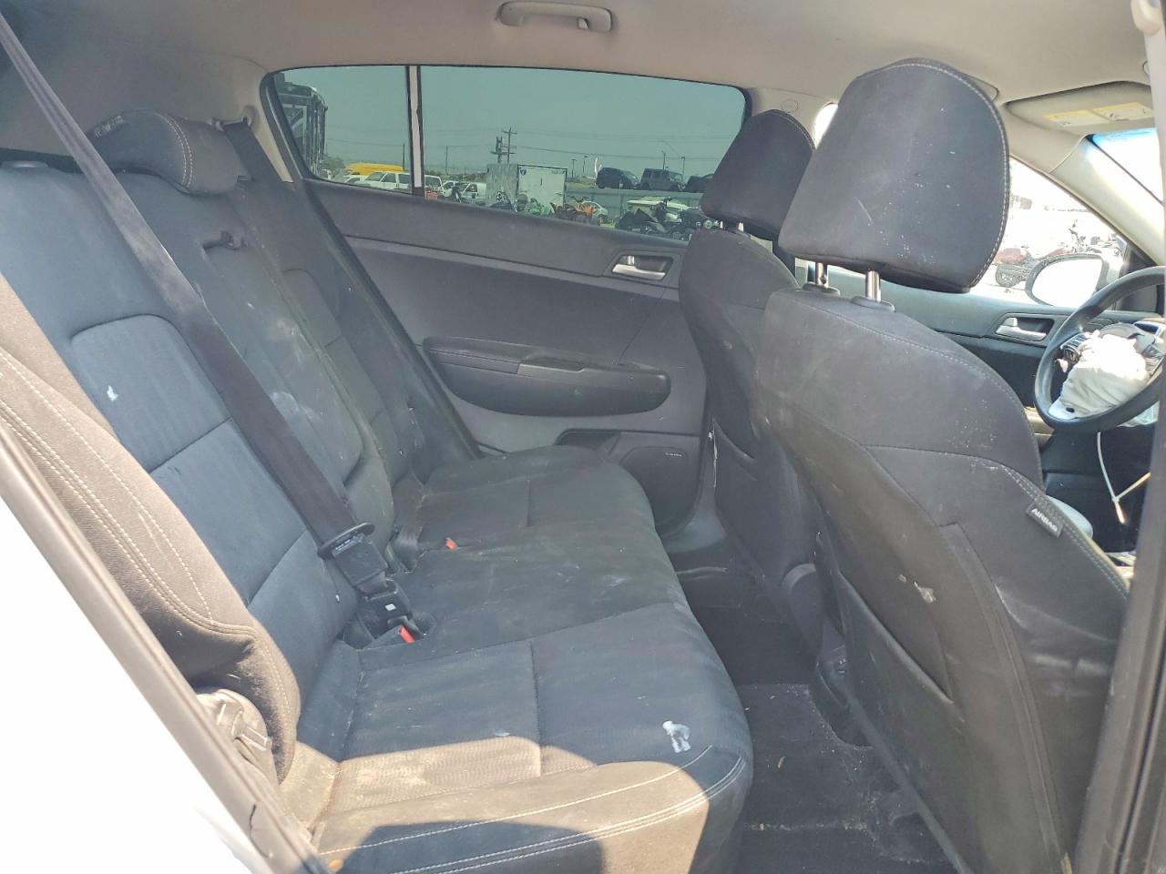 2022 Kia Sportage Lx Silver vin: KNDPM3AC0N7950600