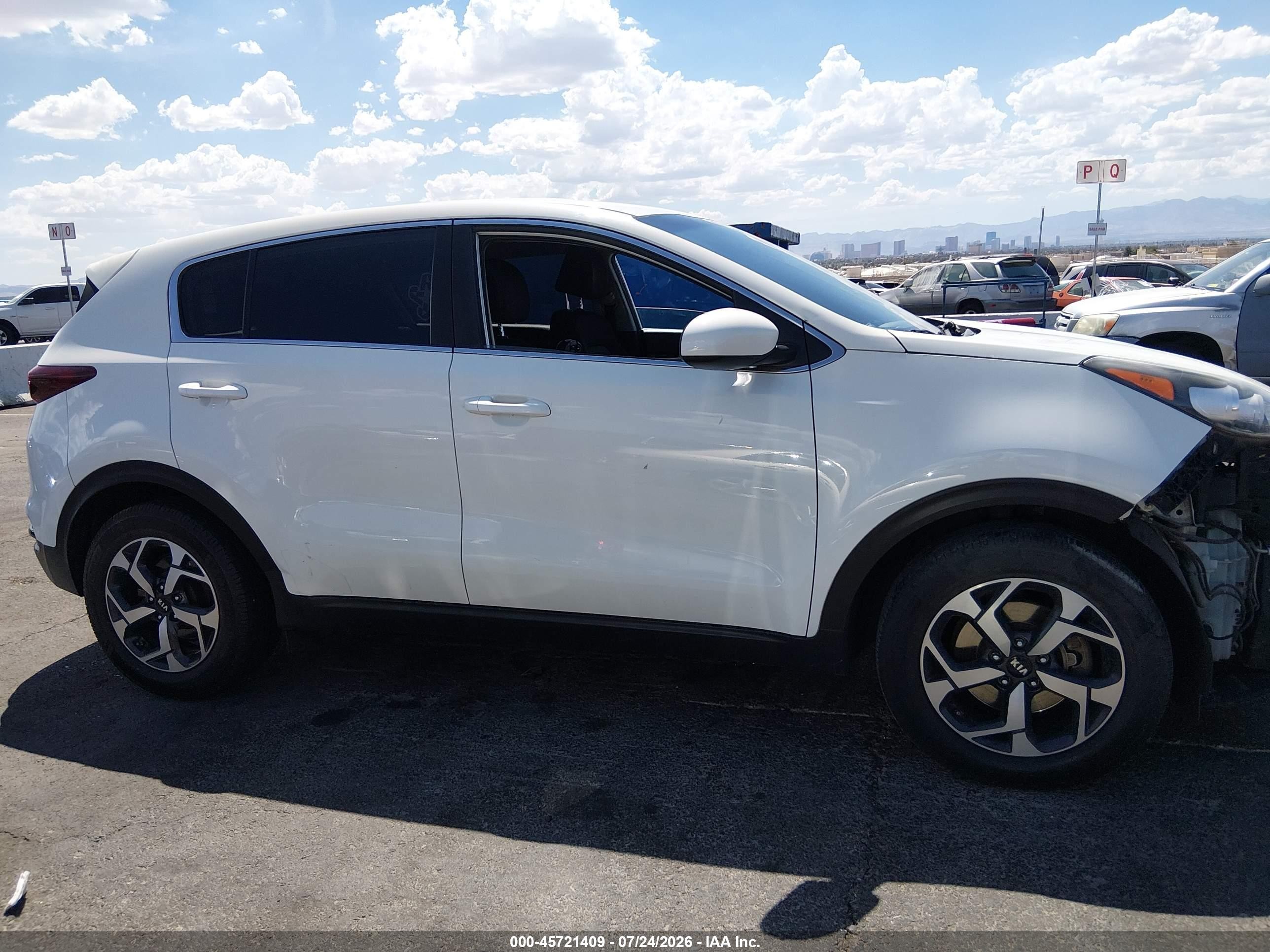 2020 Kia Sportage Lx Белый vin: KNDPM3AC2L7816782