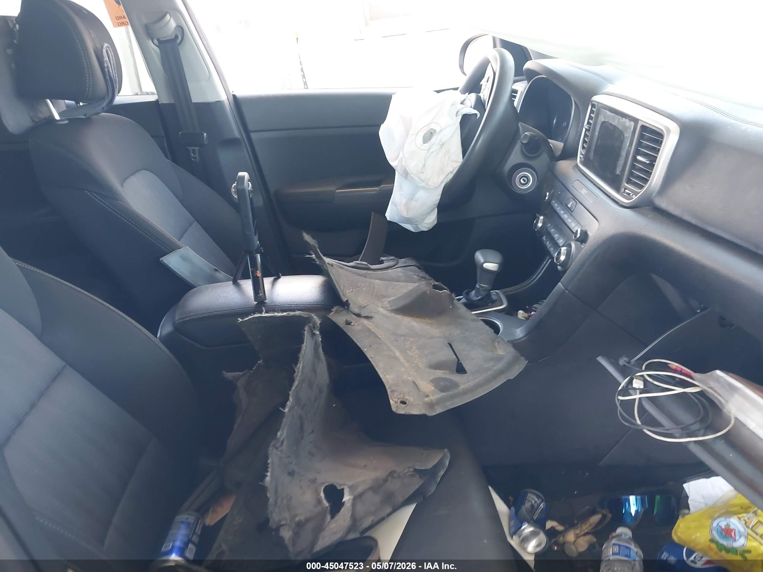 2020 Kia Sportage Lx Серый vin: KNDPM3AC4L7799242