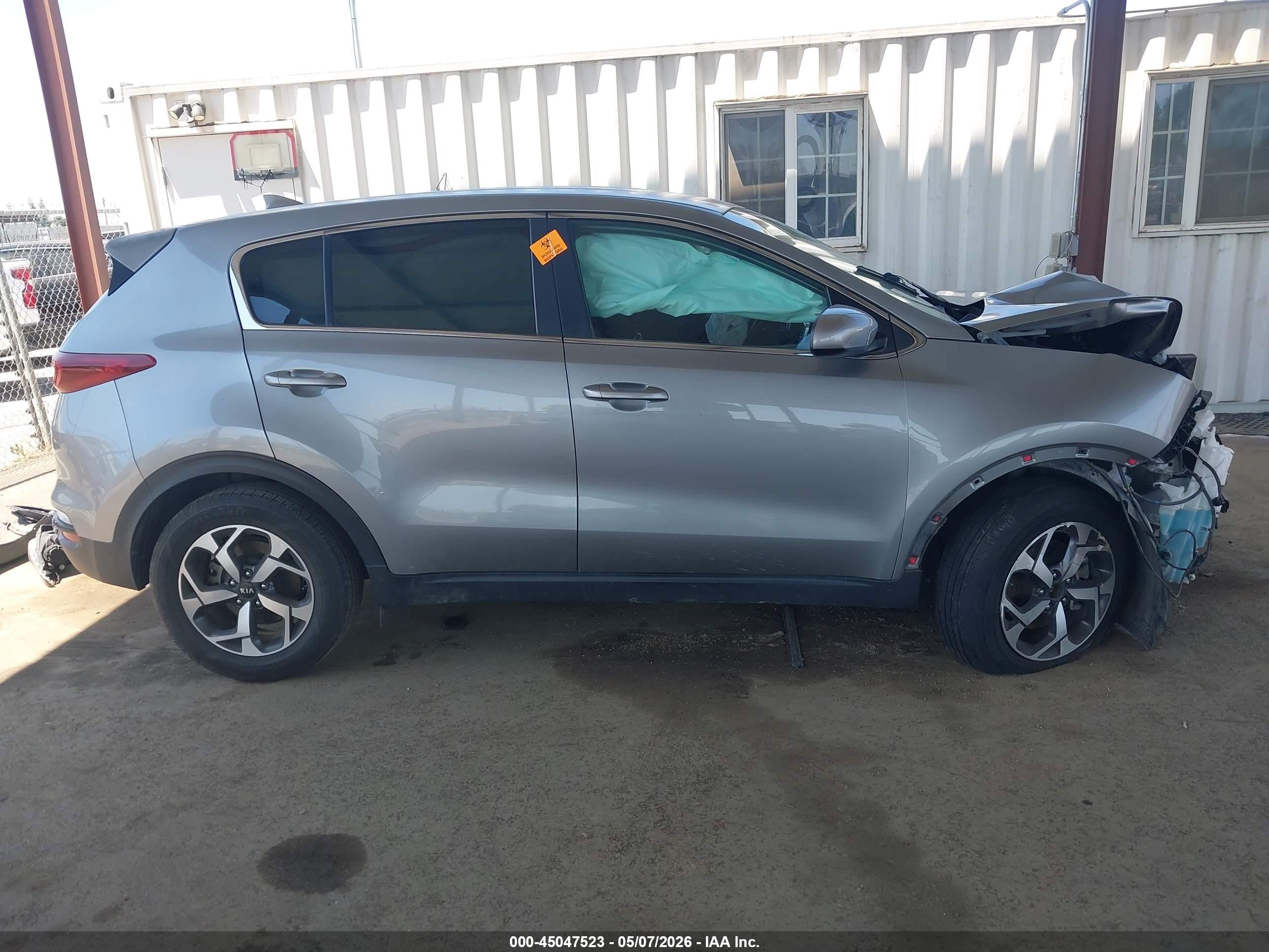 2020 Kia Sportage Lx Серый vin: KNDPM3AC4L7799242