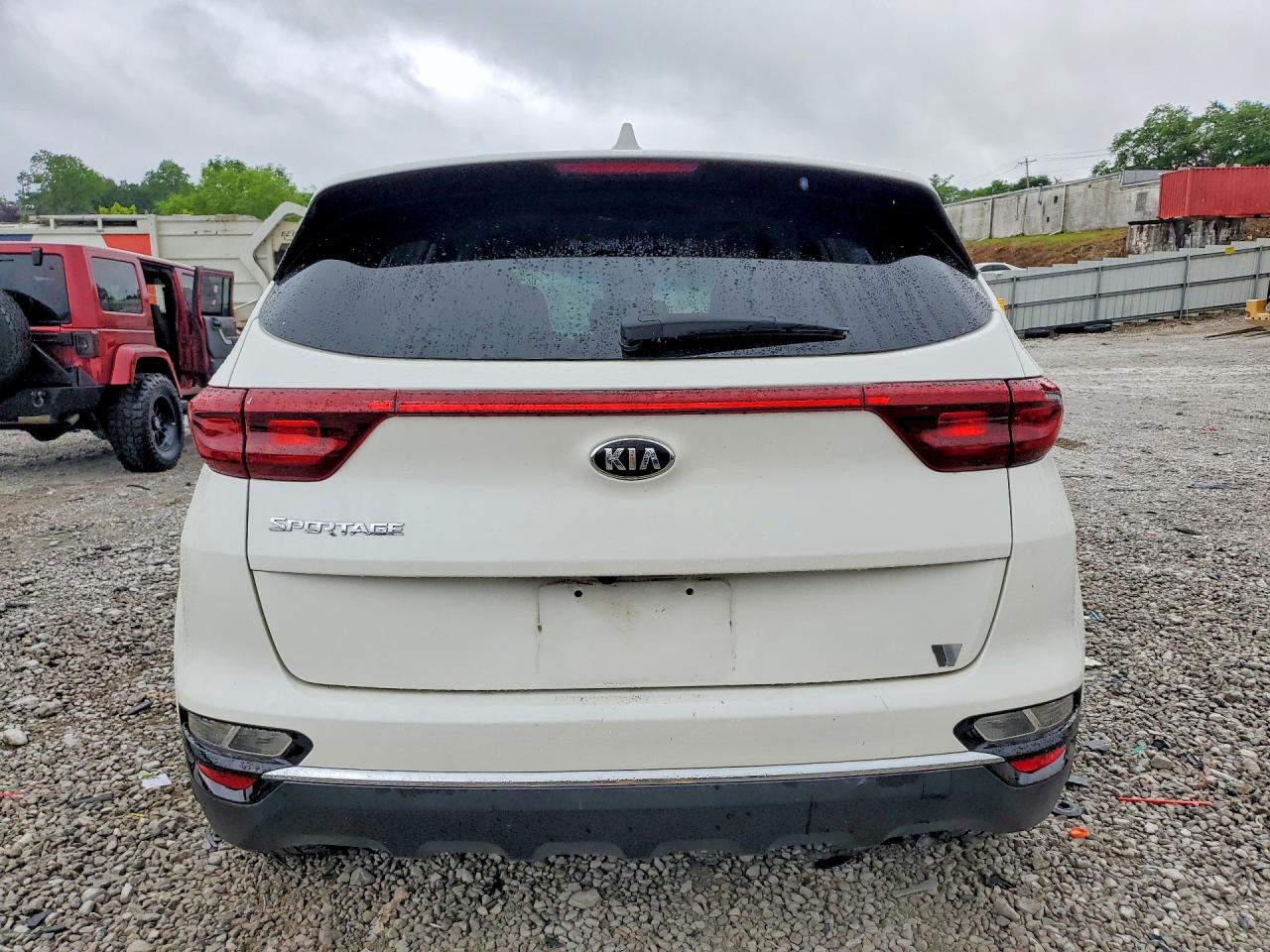 2022 Kia Sportage Lx Белый vin: KNDPM3AC5N7006372