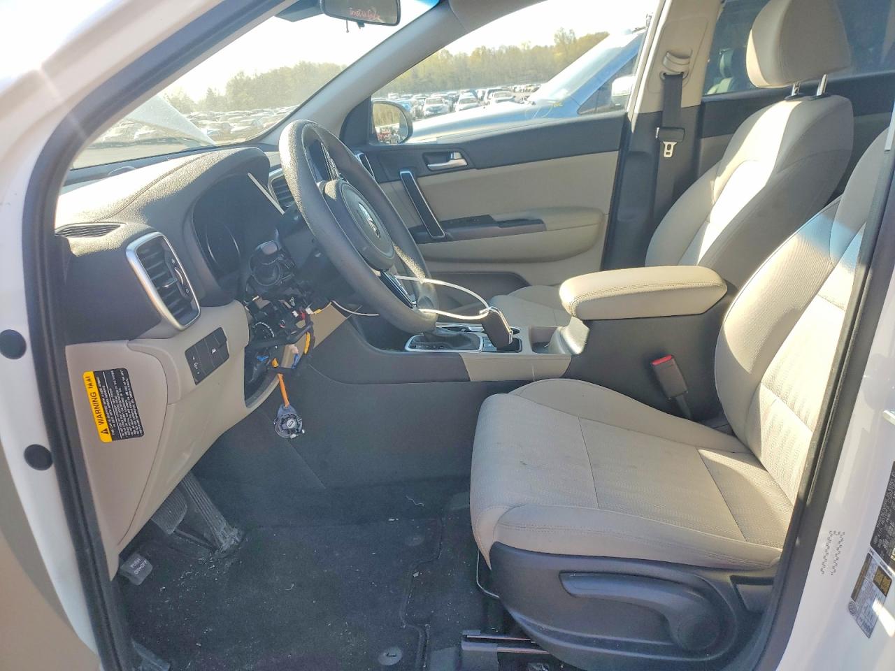2021 Kia Sportage Lx White vin: KNDPM3AC6M7893401
