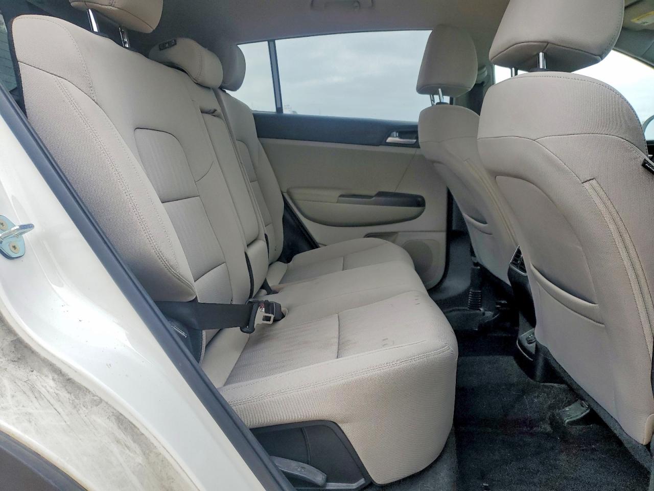 2022 Kia Sportage Lx White vin: KNDPM3AC6N7957339