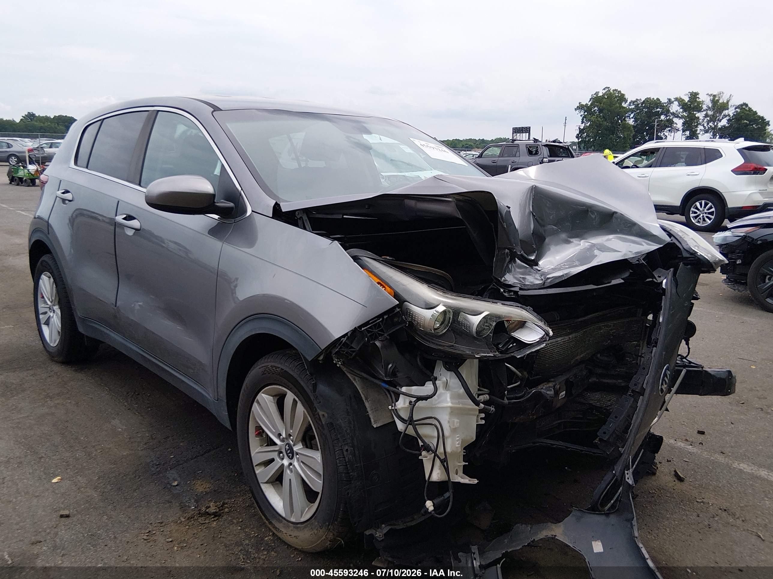 2018 Kia Sportage Lx Серый vin: KNDPM3AC8J7445690