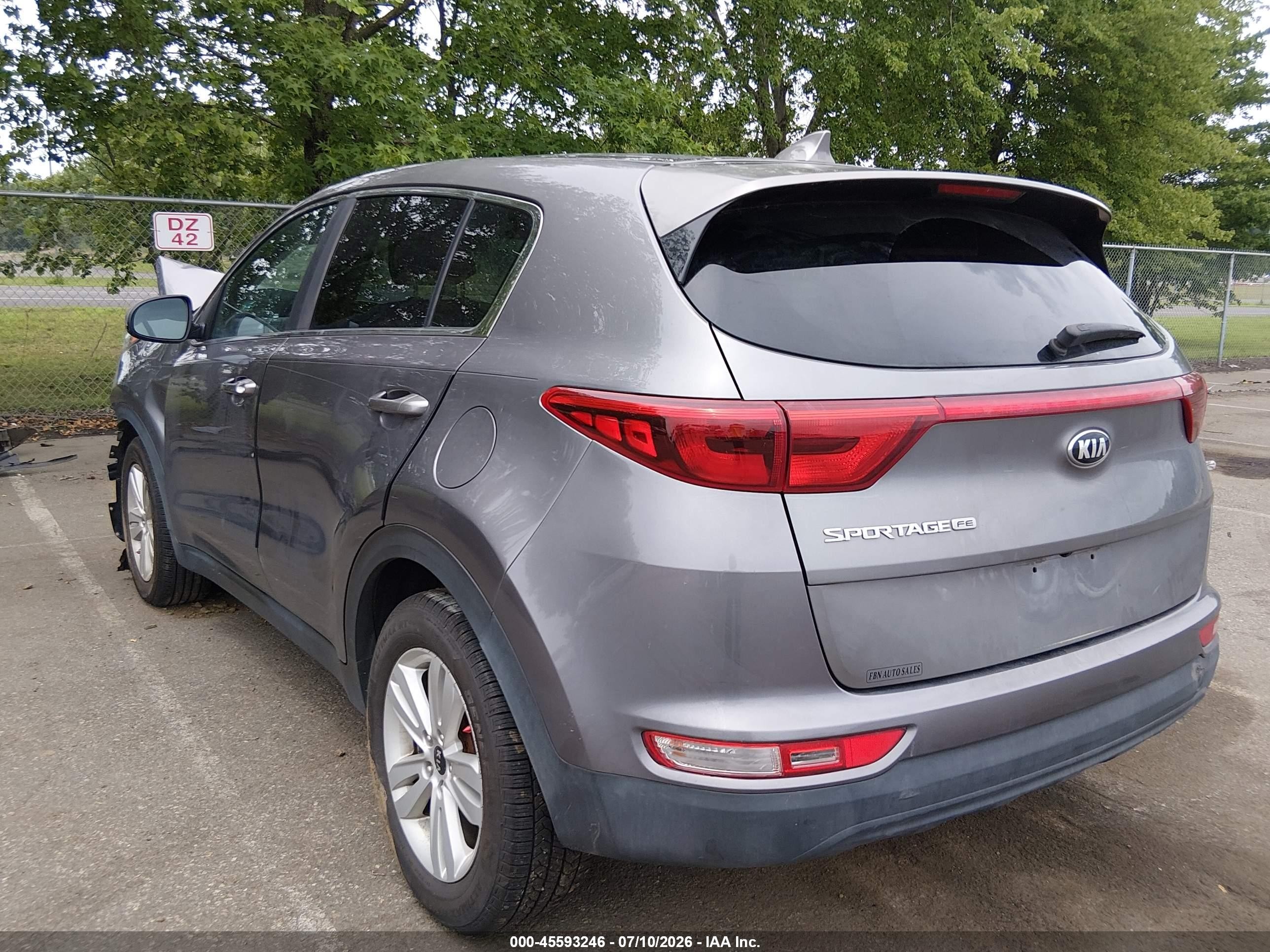2018 Kia Sportage Lx Серый vin: KNDPM3AC8J7445690