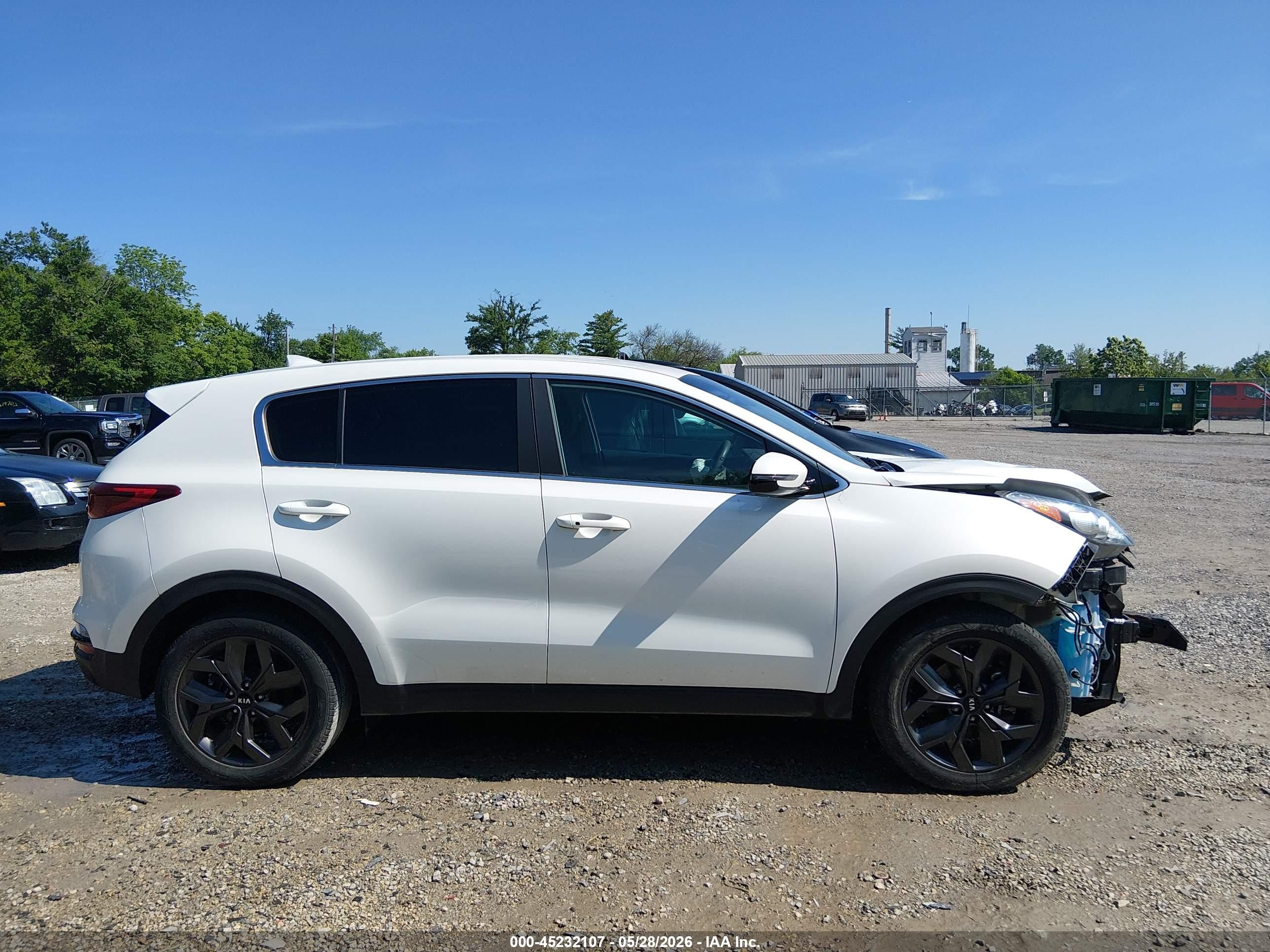 2022 Kia Sportage Lx White vin: KNDPM3AC8N7006348