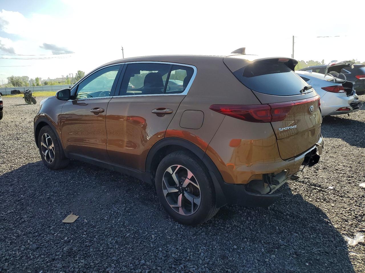 2021 Kia Sportagelx Brown vin: KNDPM3ZC9M7878858