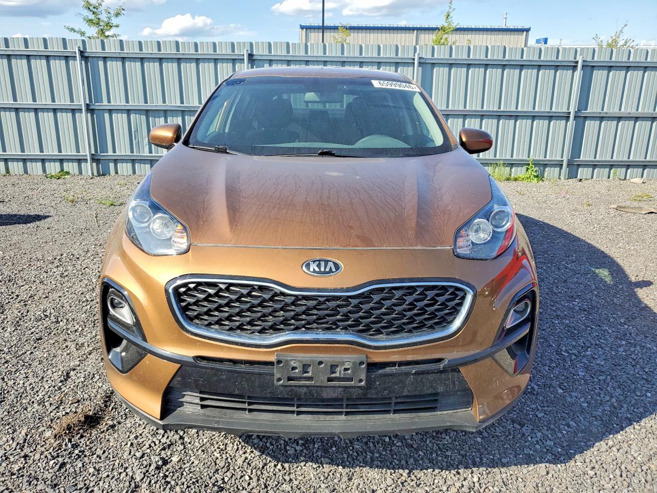 2021 Kia Sportagelx Brown vin: KNDPM3ZC9M7878858