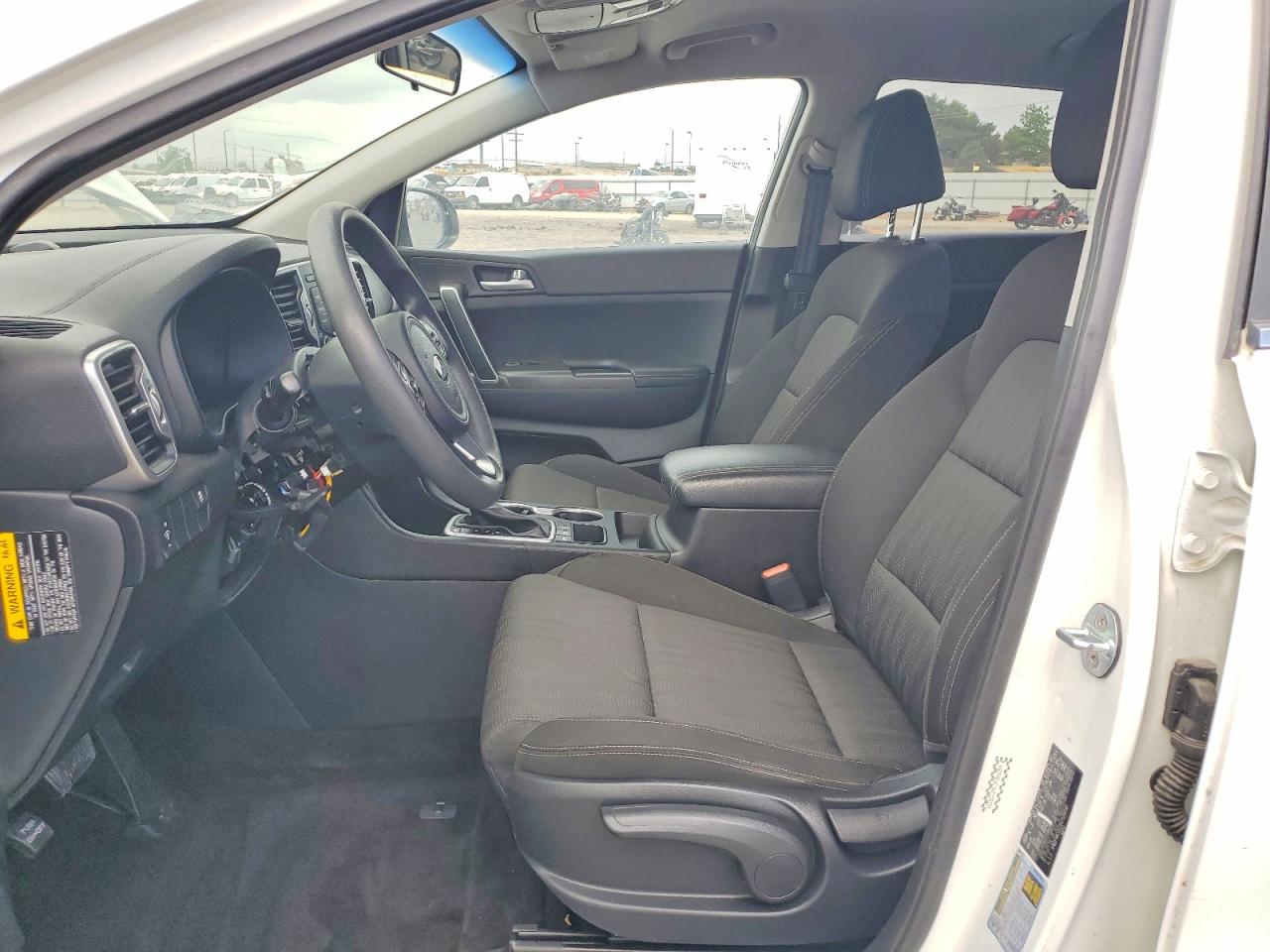 2017 Kia Sportage Lx Белый vin: KNDPMCAC1H7129591
