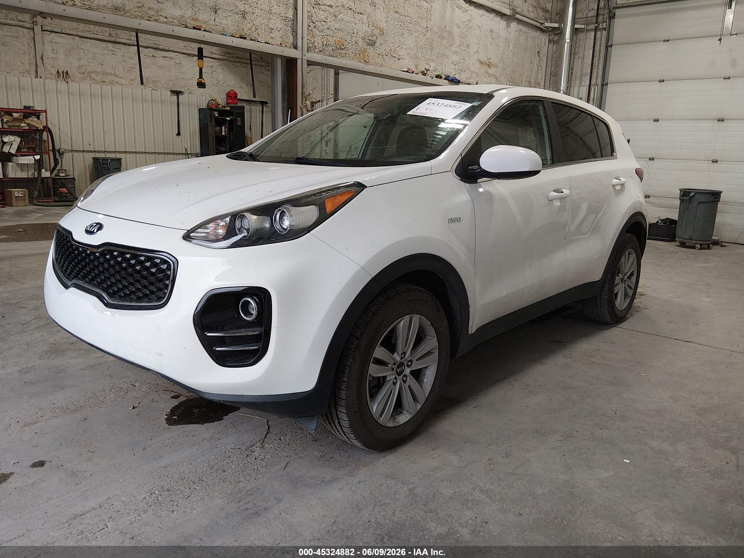 2017 Kia Sportage Lx Белый vin: KNDPMCAC1H7259144
