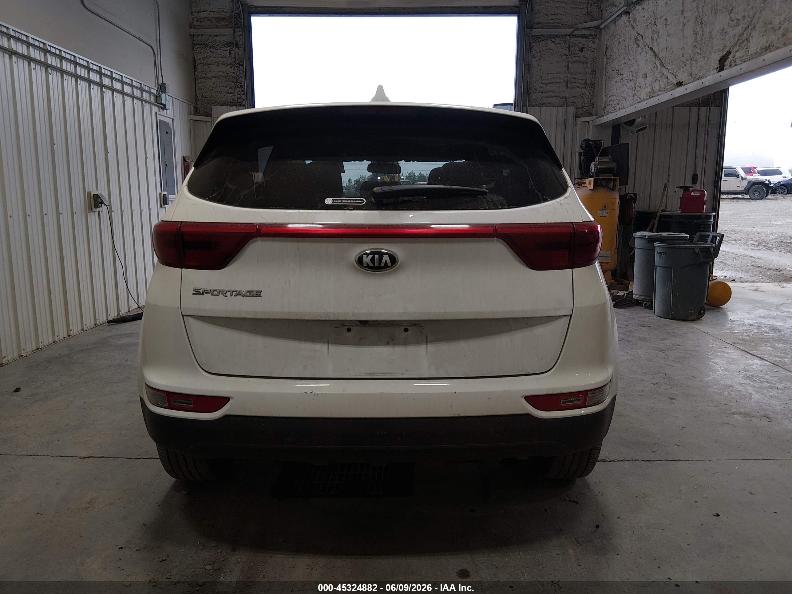 2017 Kia Sportage Lx Белый vin: KNDPMCAC1H7259144