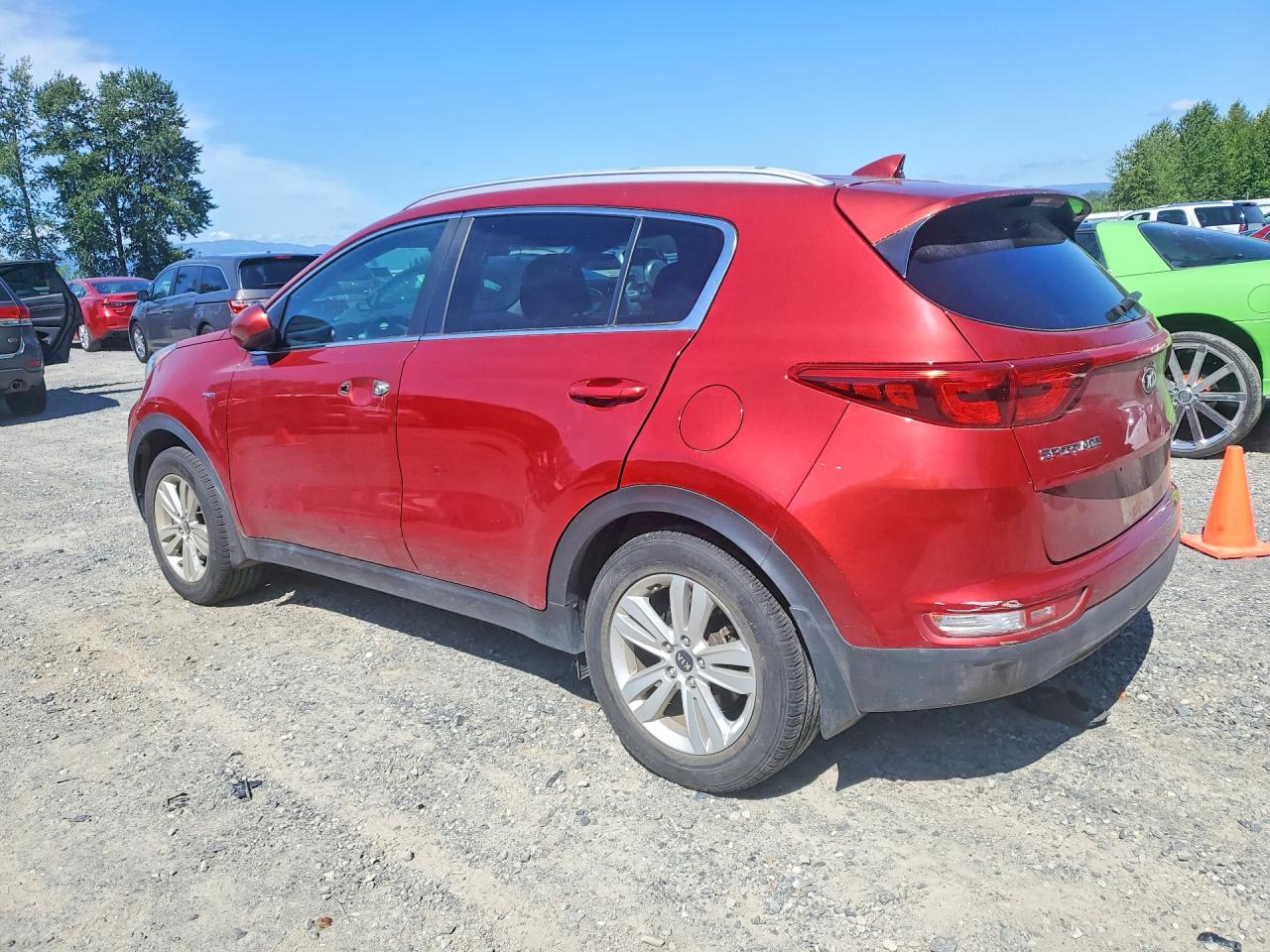 2018 Kia Sportage Lx Красный vin: KNDPMCAC1J7463318