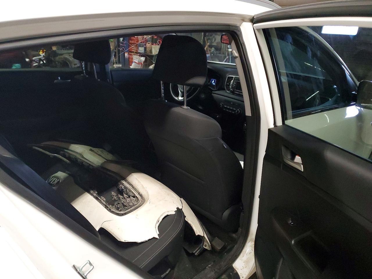 2019 Kia Sportage Gl(middle-low Grade) White vin: KNDPMCAC1K7532249
