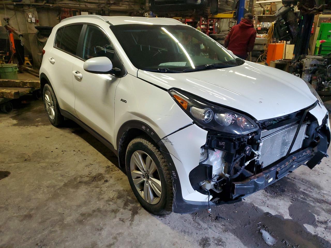 2019 Kia Sportage Gl(middle-low Grade) White vin: KNDPMCAC1K7532249