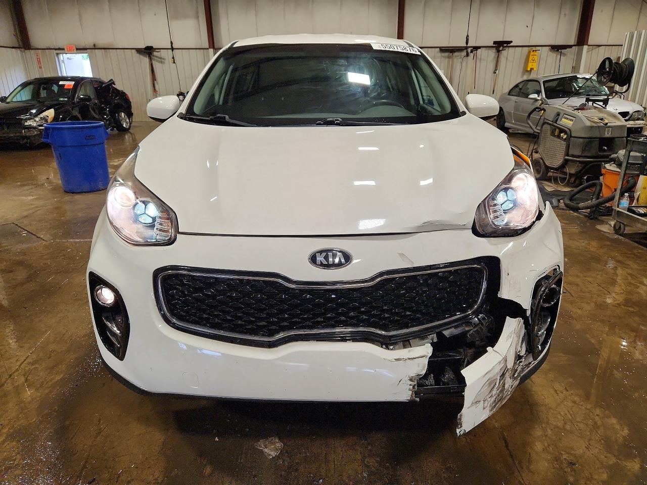 2019 Kia Sportage Lx White vin: KNDPMCAC2K7604771