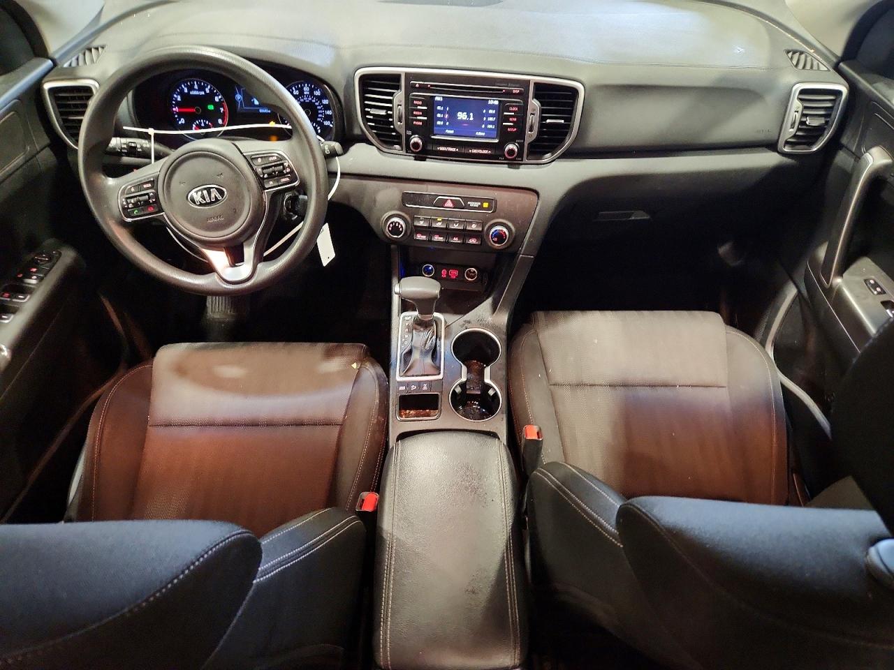 2019 Kia Sportage Lx White vin: KNDPMCAC2K7604771