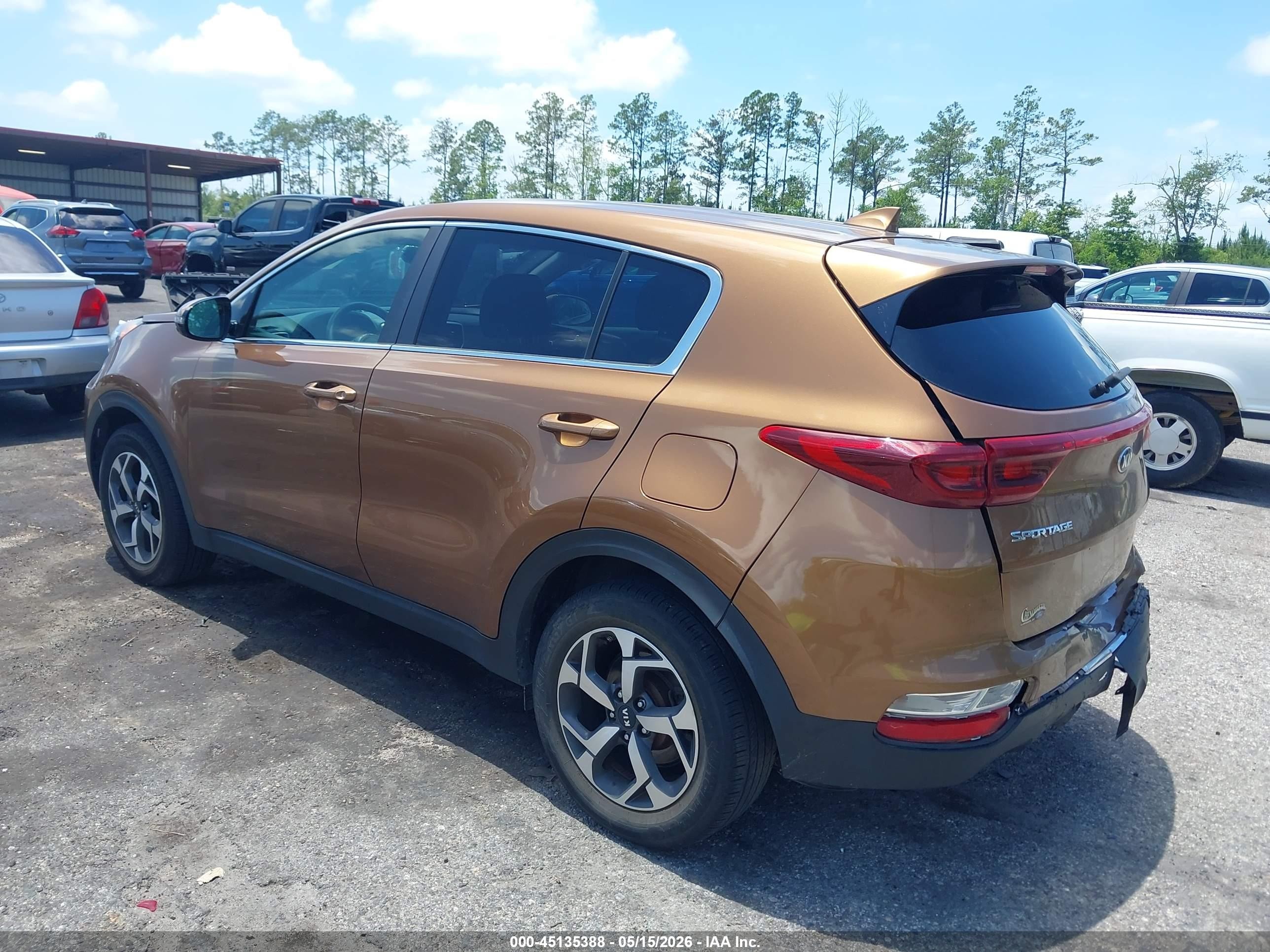 2021 Kia Sportage Lx Gold vin: KNDPMCAC5M7875763