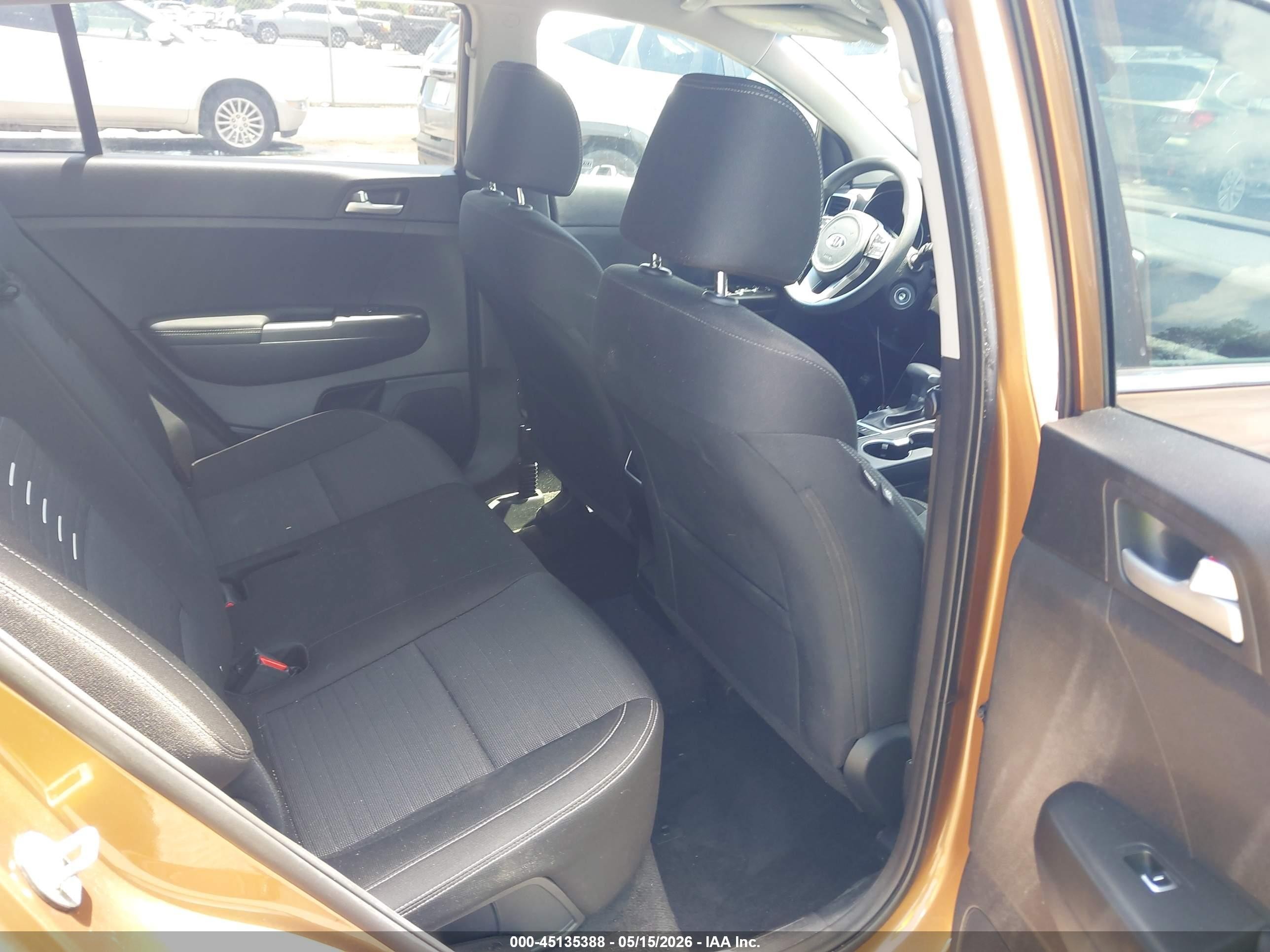 2021 Kia Sportage Lx Gold vin: KNDPMCAC5M7875763