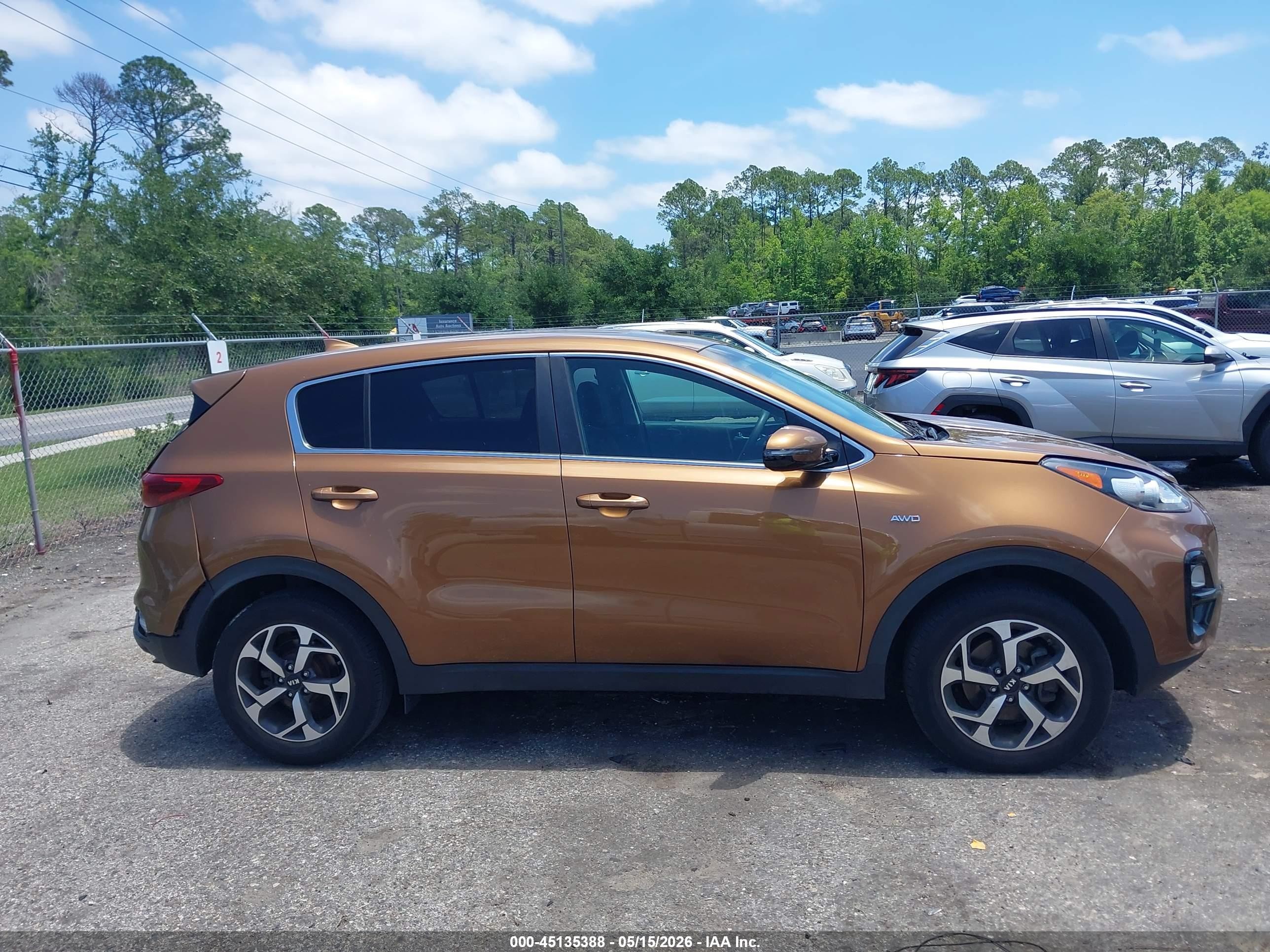 2021 Kia Sportage Lx Gold vin: KNDPMCAC5M7875763