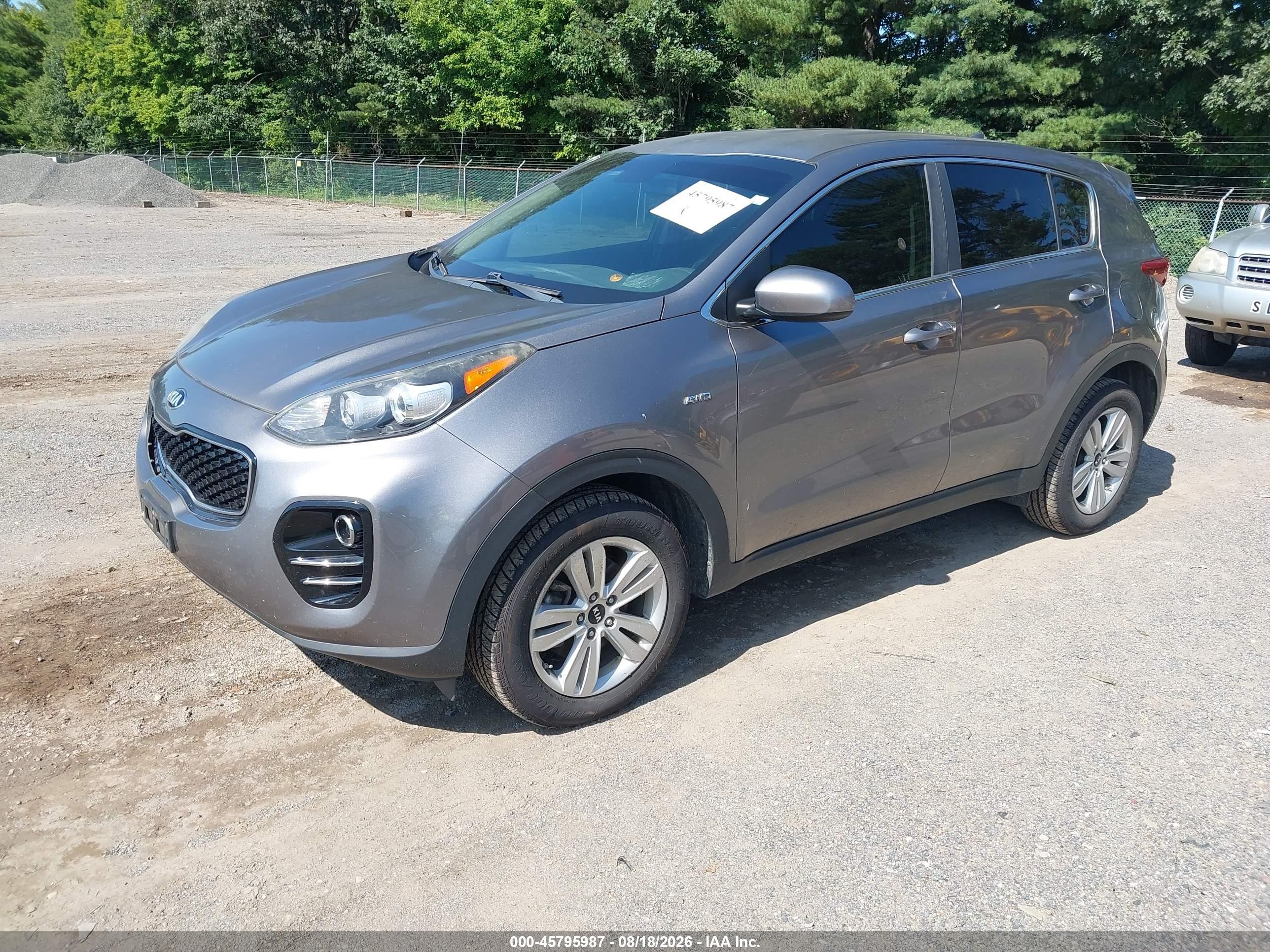 2018 Kia Sportage Lx Gray vin: KNDPMCAC6J7421307
