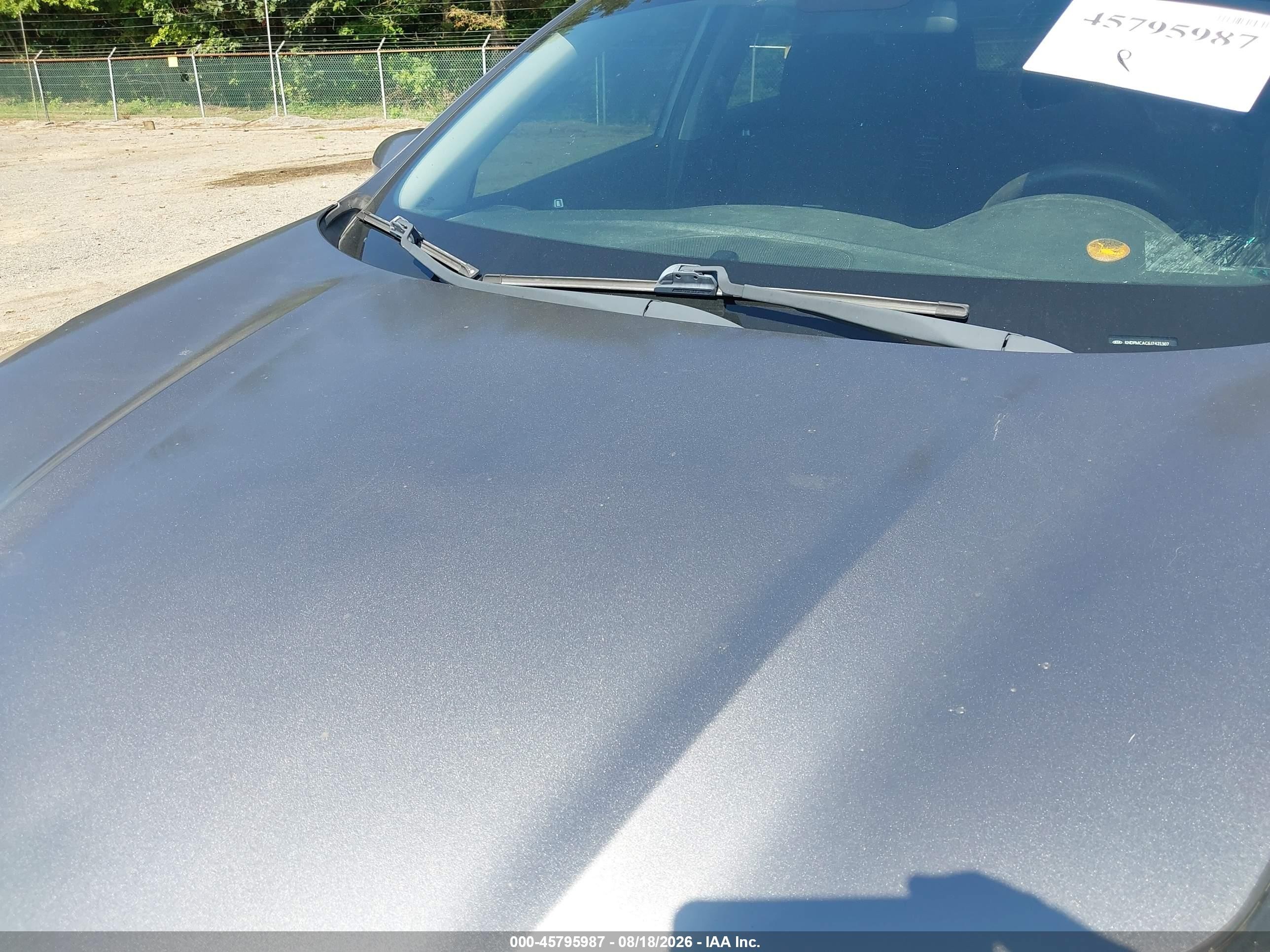 2018 Kia Sportage Lx Gray vin: KNDPMCAC6J7421307