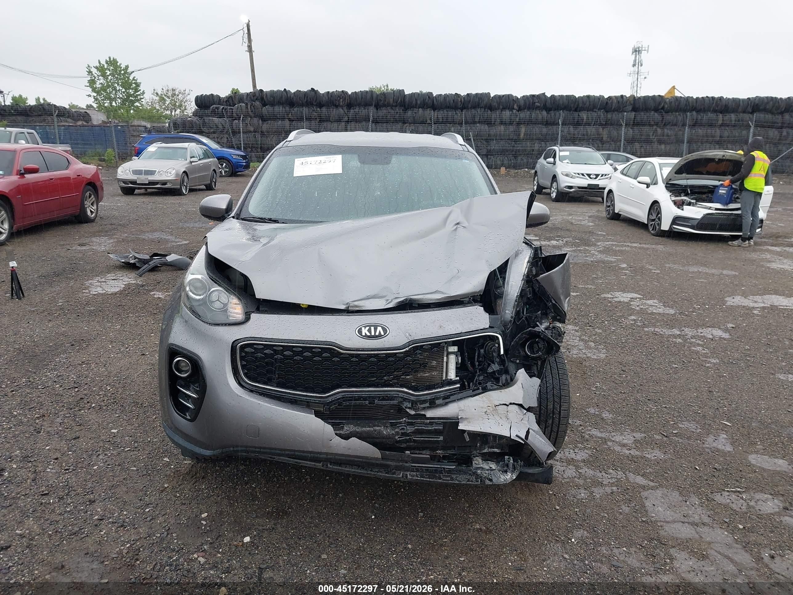 2019 Kia Sportage Lx Gray vin: KNDPMCAC6K7501126