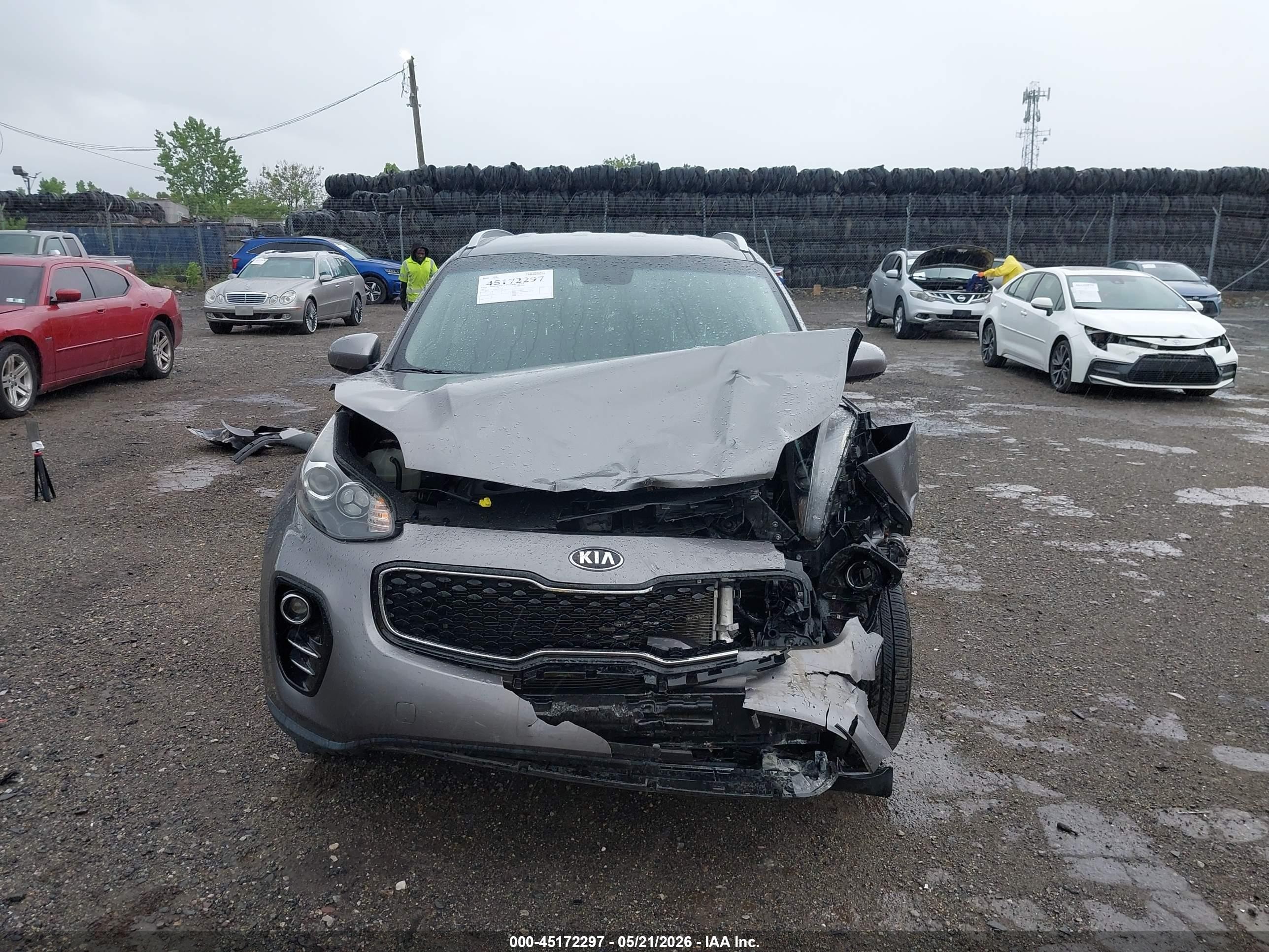2019 Kia Sportage Lx Gray vin: KNDPMCAC6K7501126