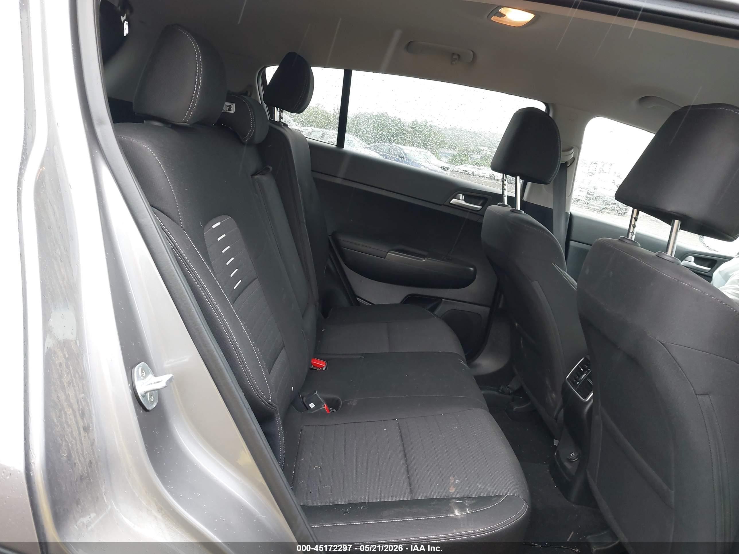 2019 Kia Sportage Lx Gray vin: KNDPMCAC6K7501126