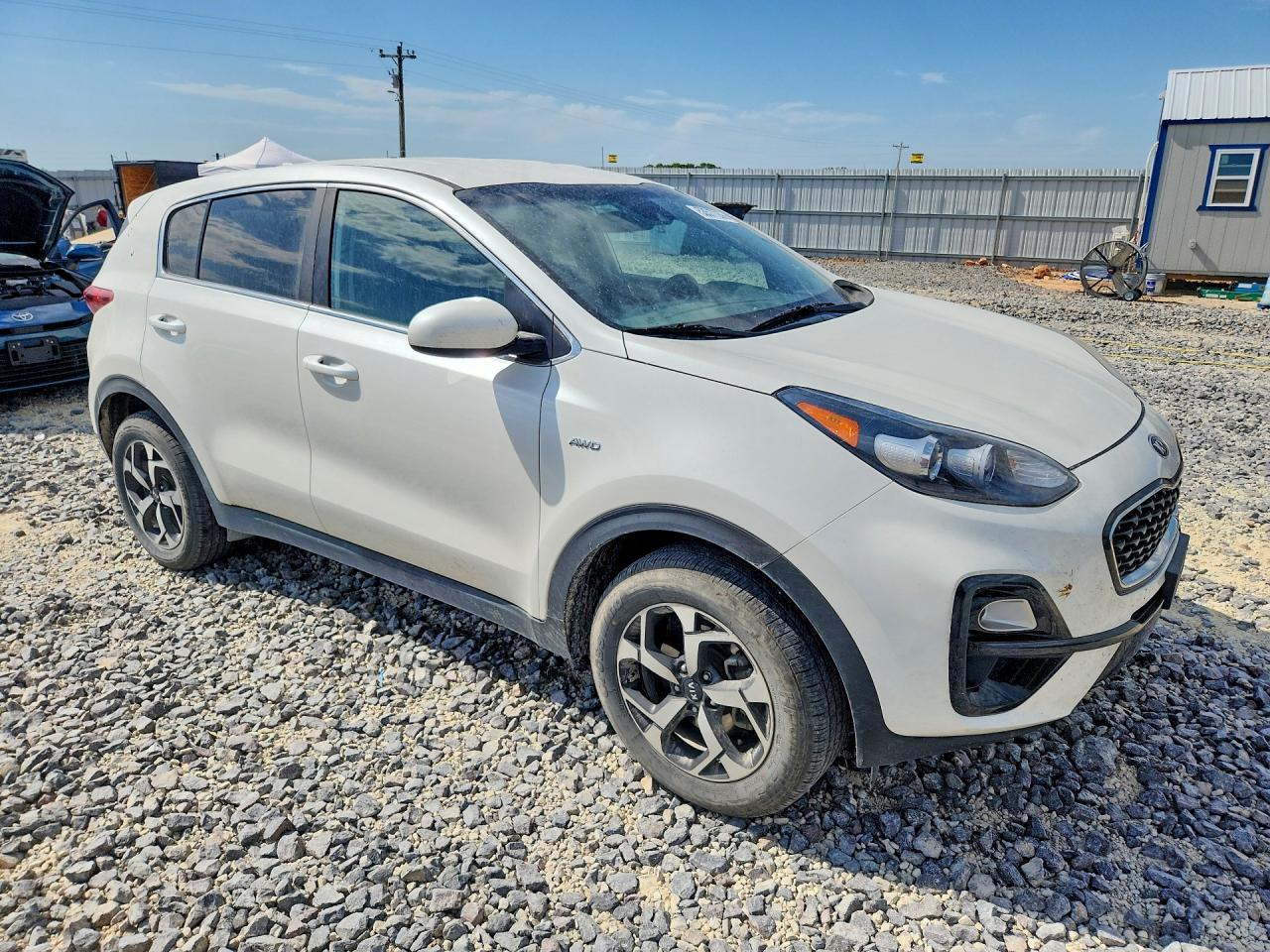 2021 Kia Sportage White vin: KNDPMCAC6M7912108