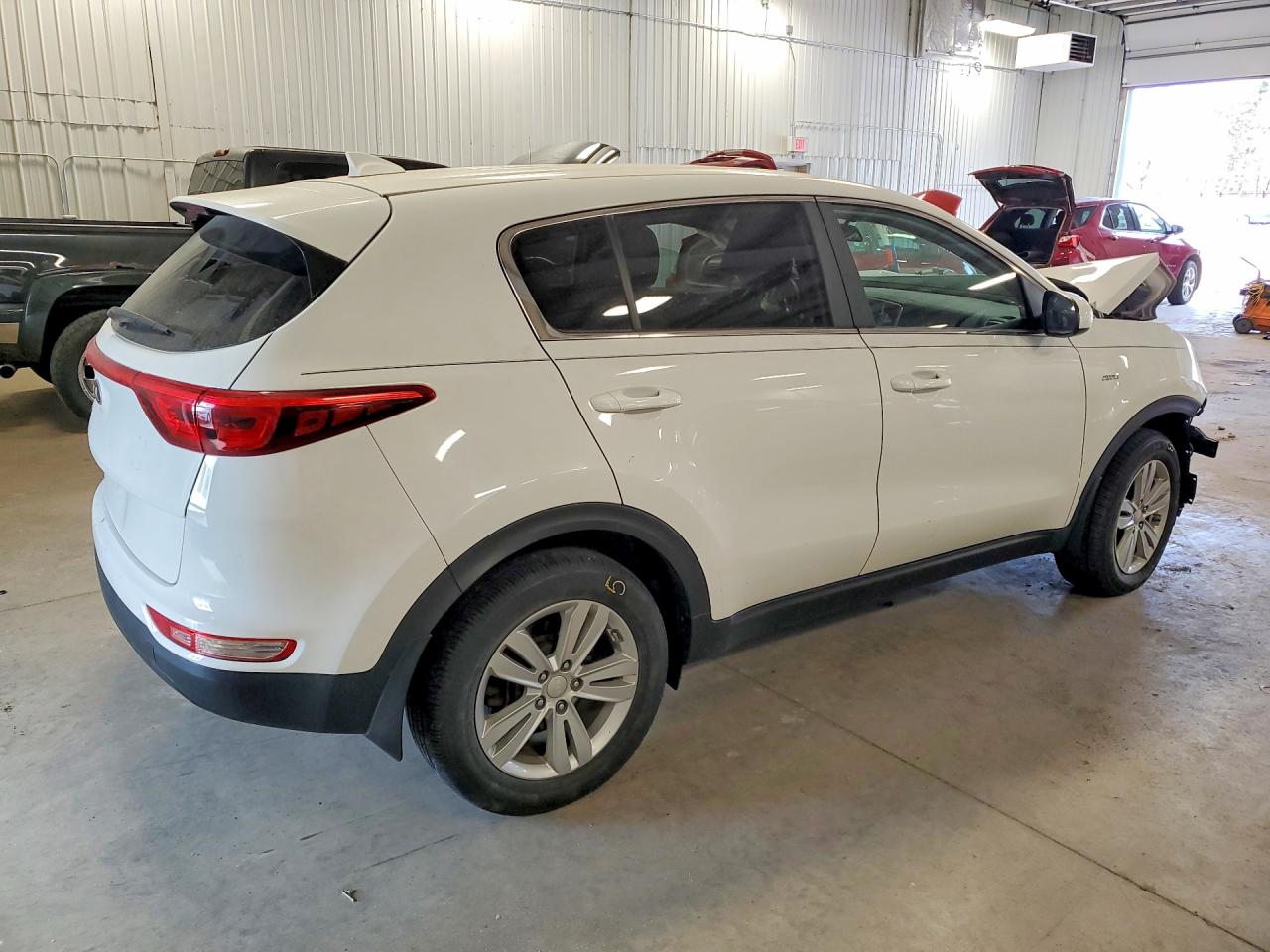 2017 Kia Sportage Lx White vin: KNDPMCAC8H7114716