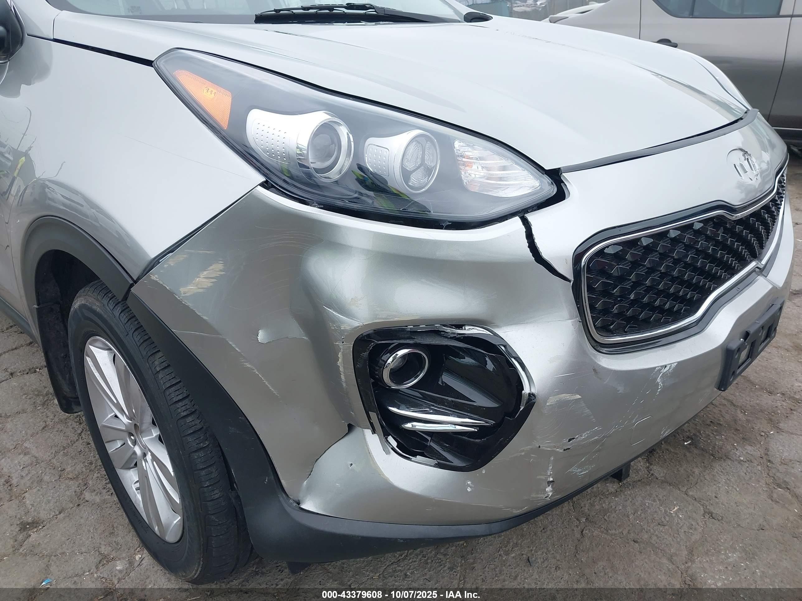 2019 Kia Sportage Lx Gray vin: KNDPMCAC8K7605021