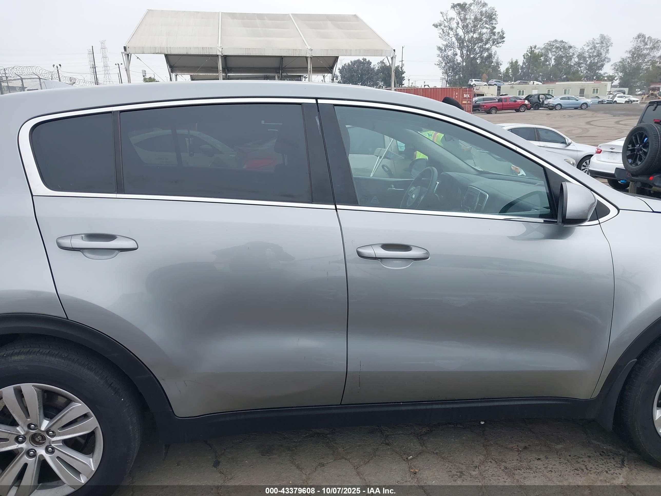 2019 Kia Sportage Lx Gray vin: KNDPMCAC8K7605021