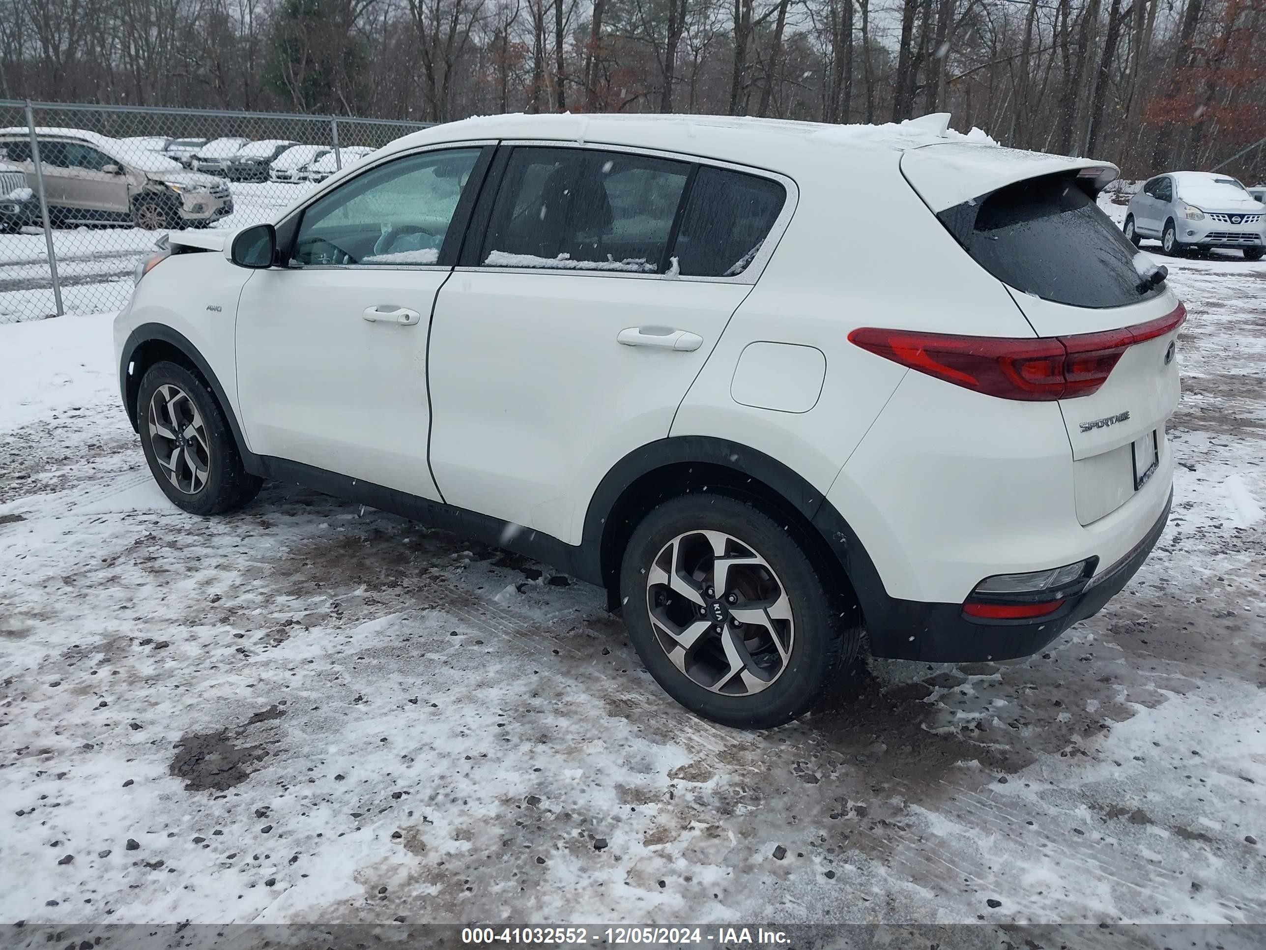 2020 Kia Sportage Lx White vin: KNDPMCAC8L7787918