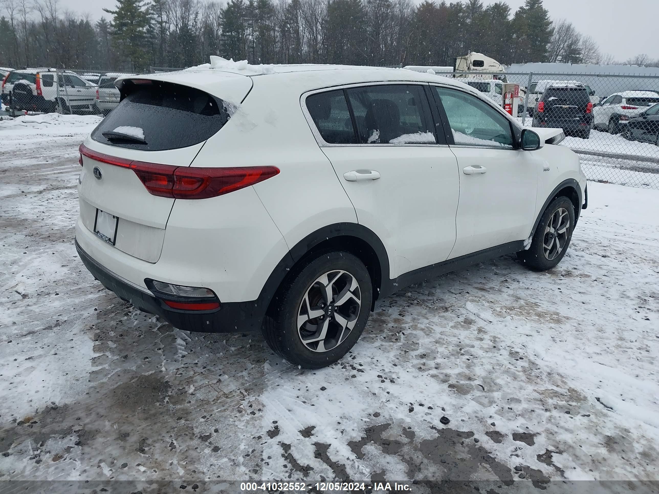 2020 Kia Sportage Lx White vin: KNDPMCAC8L7787918