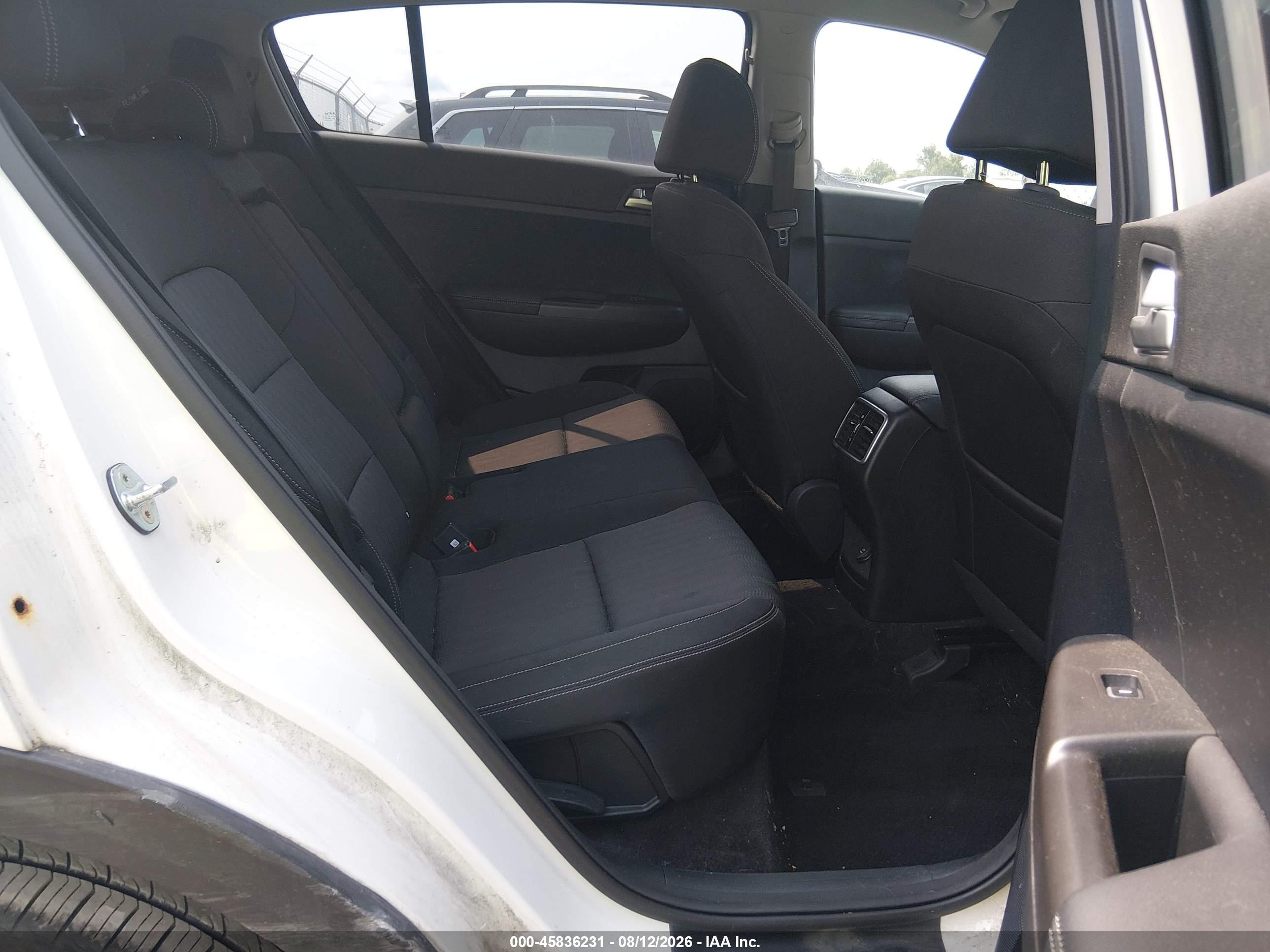 2020 Kia Sportage Lx White vin: KNDPMCAC8L7788518