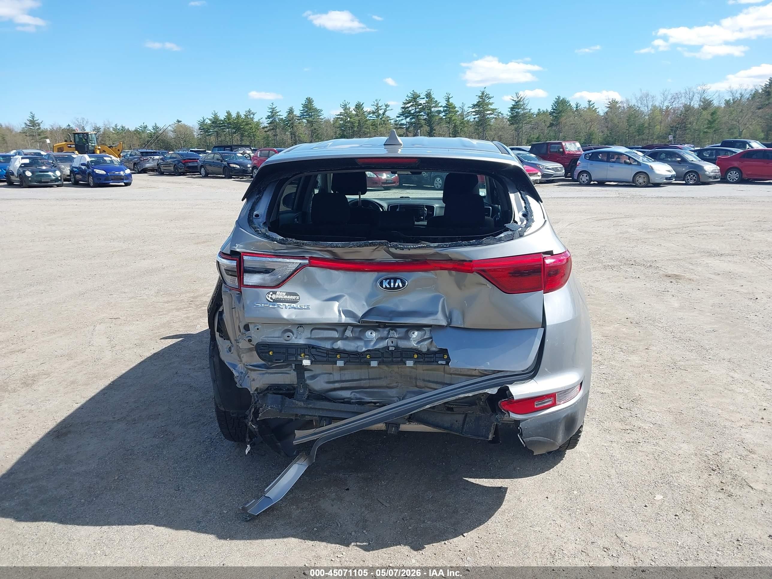 2019 Kia Sportage Lx Gray vin: KNDPMCACXK7609300
