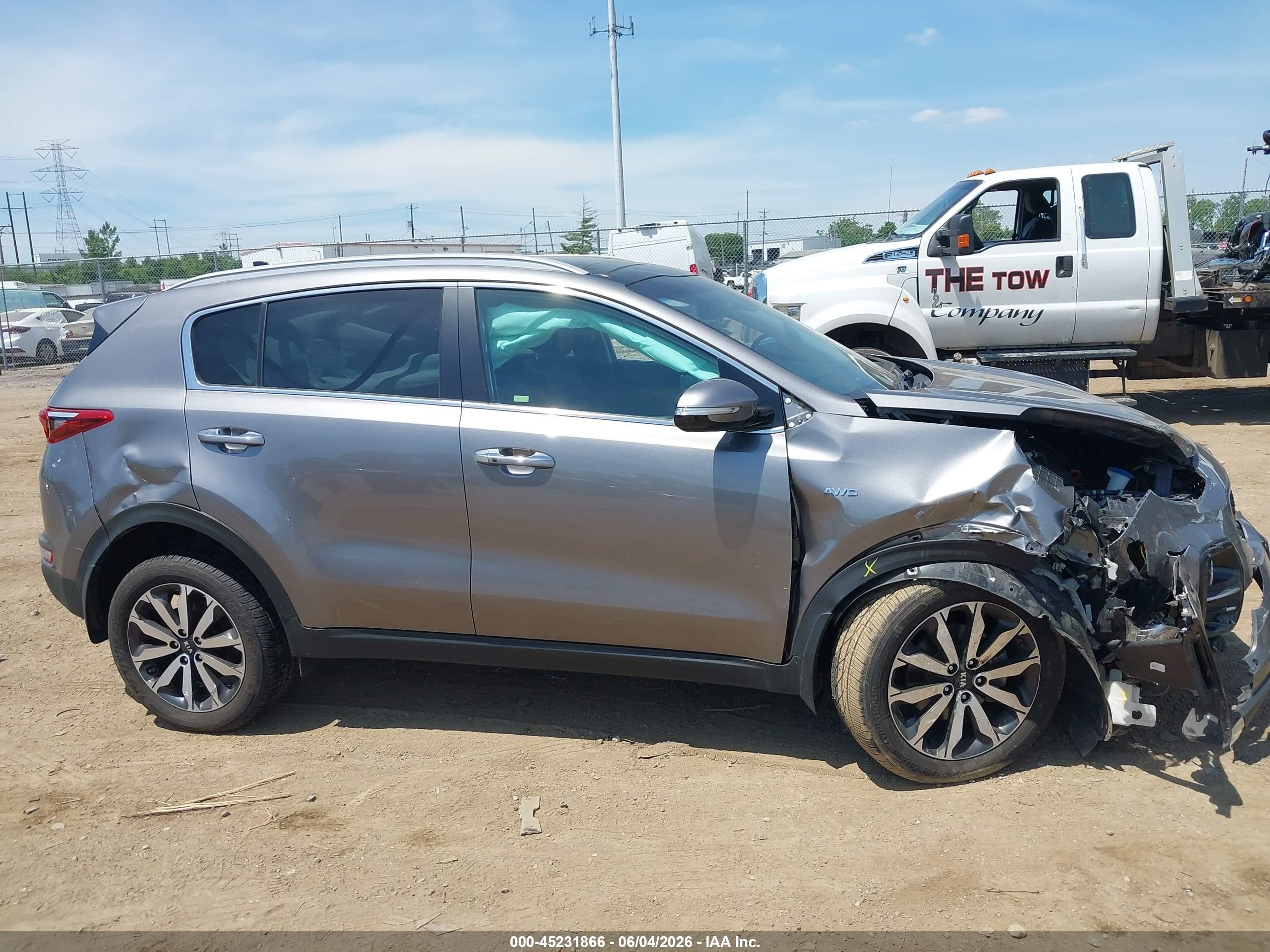 2017 Kia Sportage Ex Gray vin: KNDPNCAC1H7158747