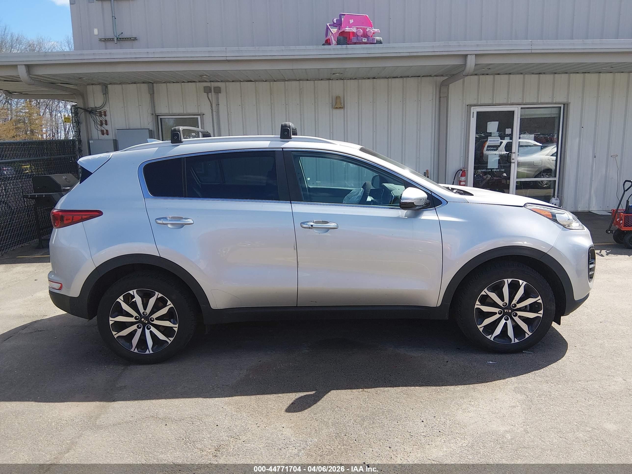 2019 Kia Sportage Ex Silver vin: KNDPNCAC1K7625690
