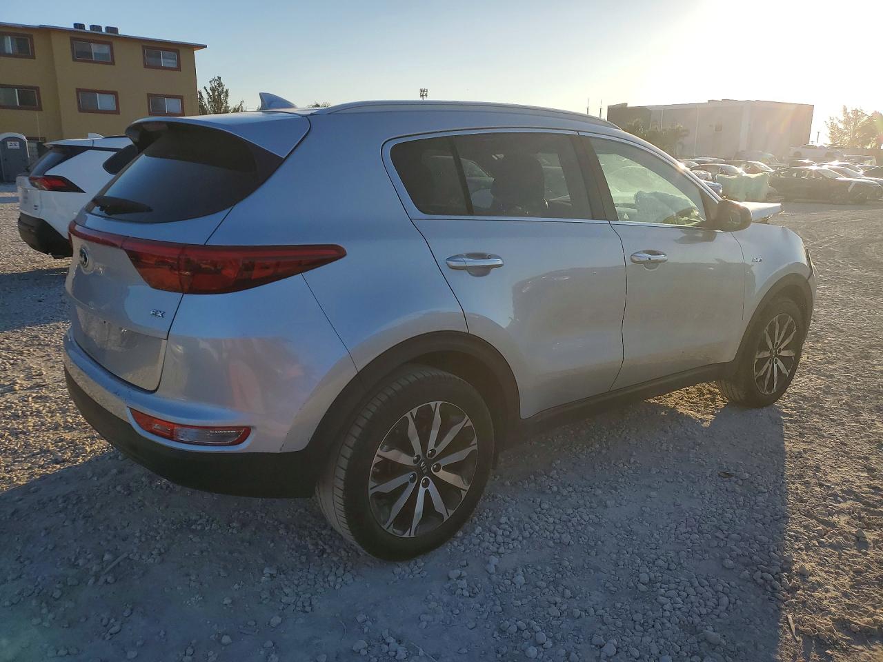 2017 Kia Sportage Ex Silver vin: KNDPNCAC6H7207103