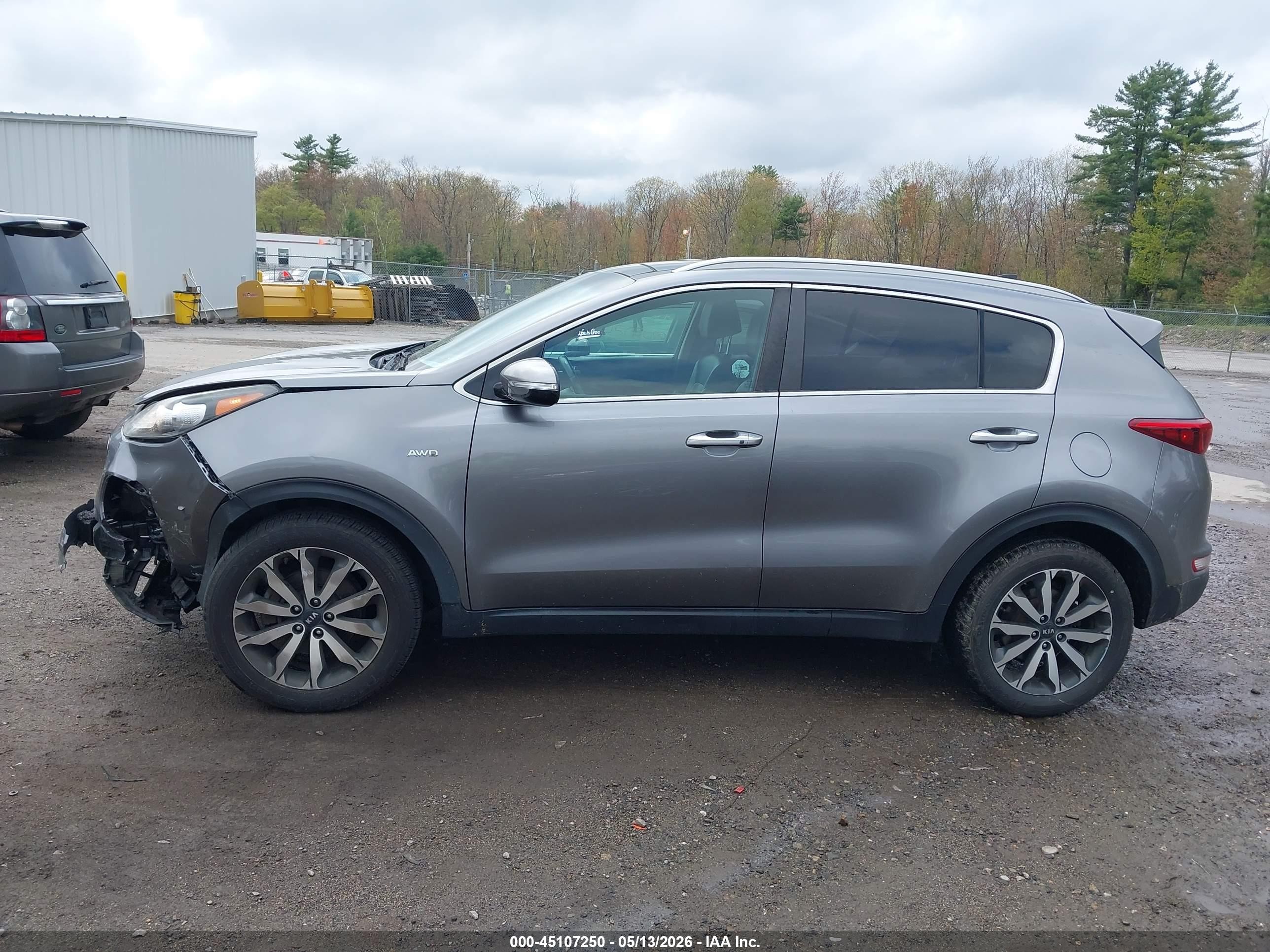2017 Kia Sportage Ex Gray vin: KNDPNCAC8H7229233