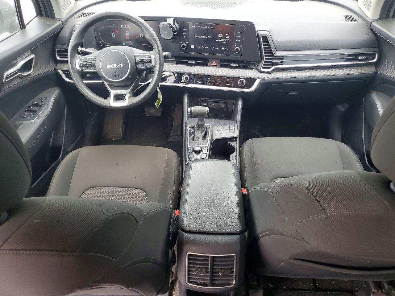 2023 Kia Sportage Lx Silver vin: KNDPU3AF4P7149407