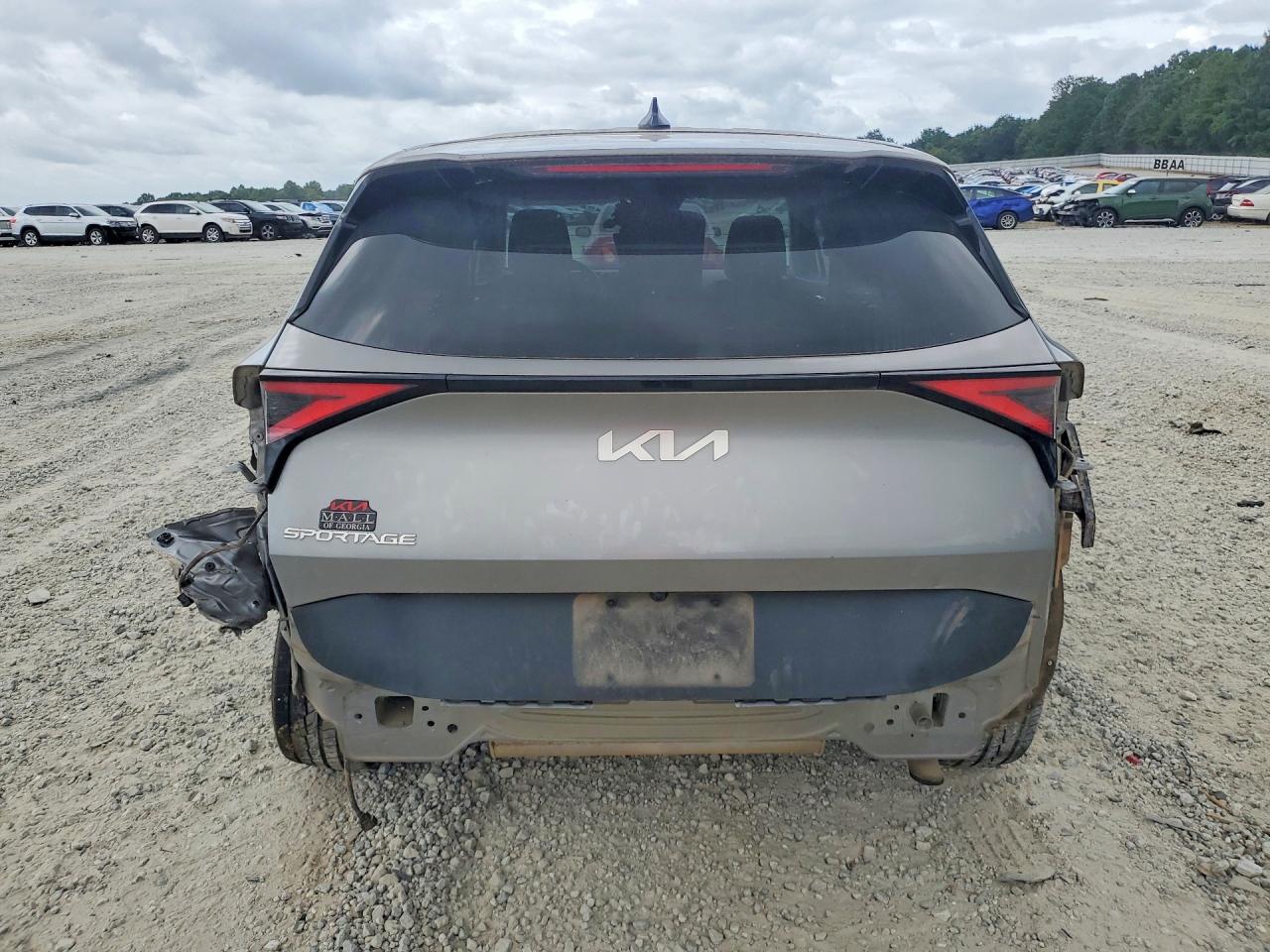 2023 Kia Sportage Lx Silver vin: KNDPU3AF4P7149407