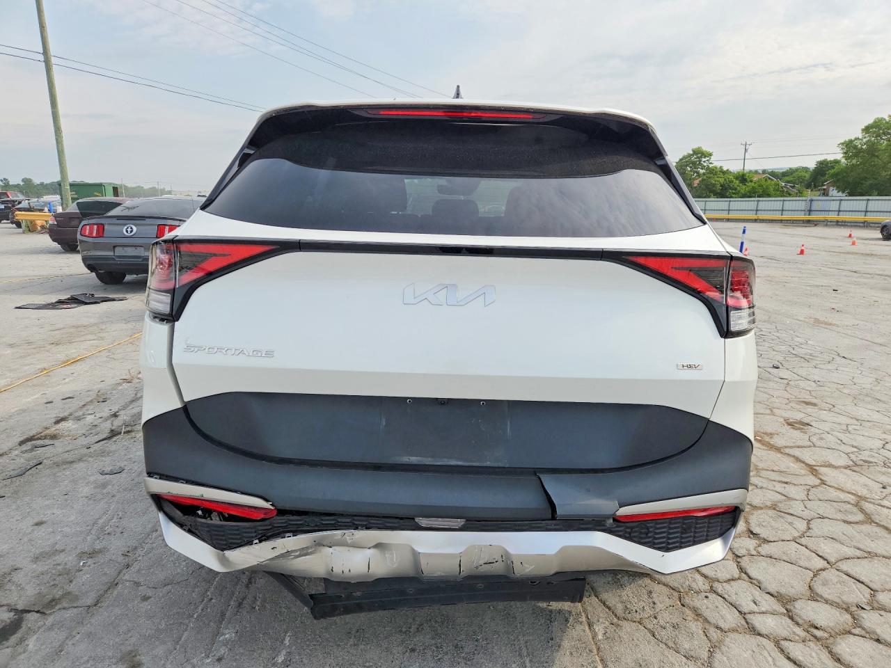 2023 Kia Sportage Lx Белый vin: KNDPU3AG1P7074058