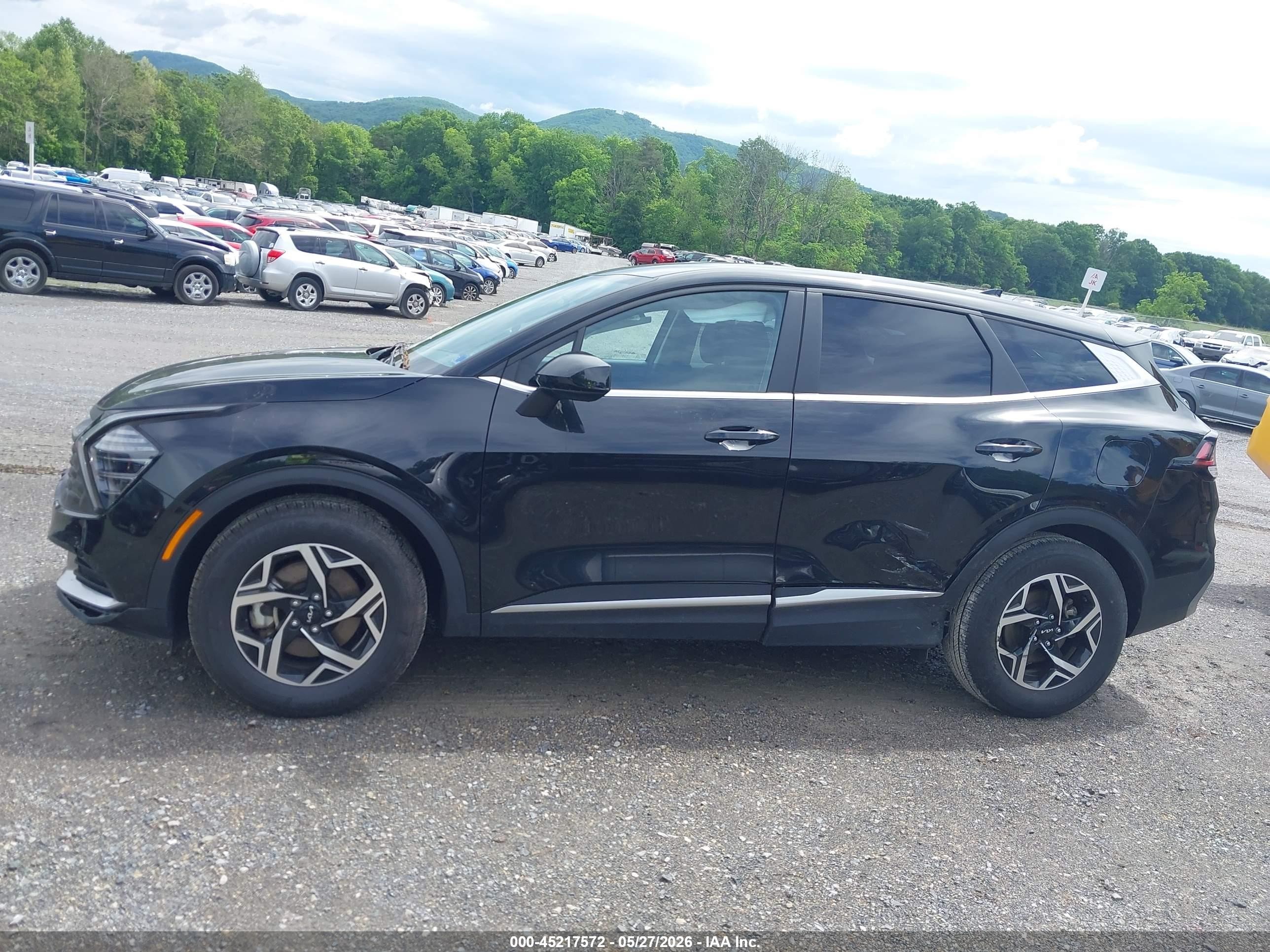 2024 Kia Sportage Lx Black vin: KNDPU3DF7R7261780