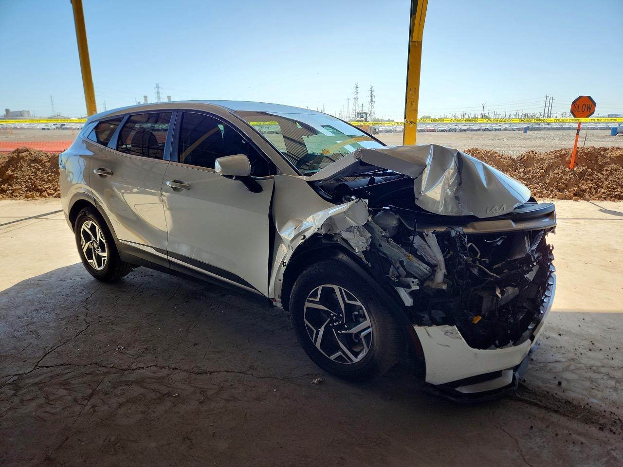 2024 Kia Sportage Lx White vin: KNDPU3DFXR7218597