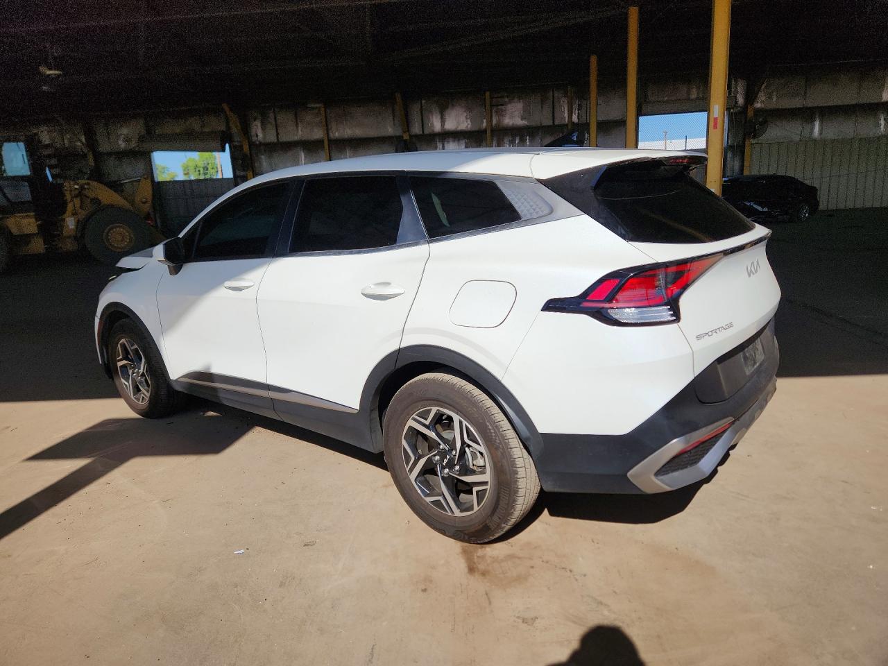 2024 Kia Sportage Lx White vin: KNDPU3DFXR7218597