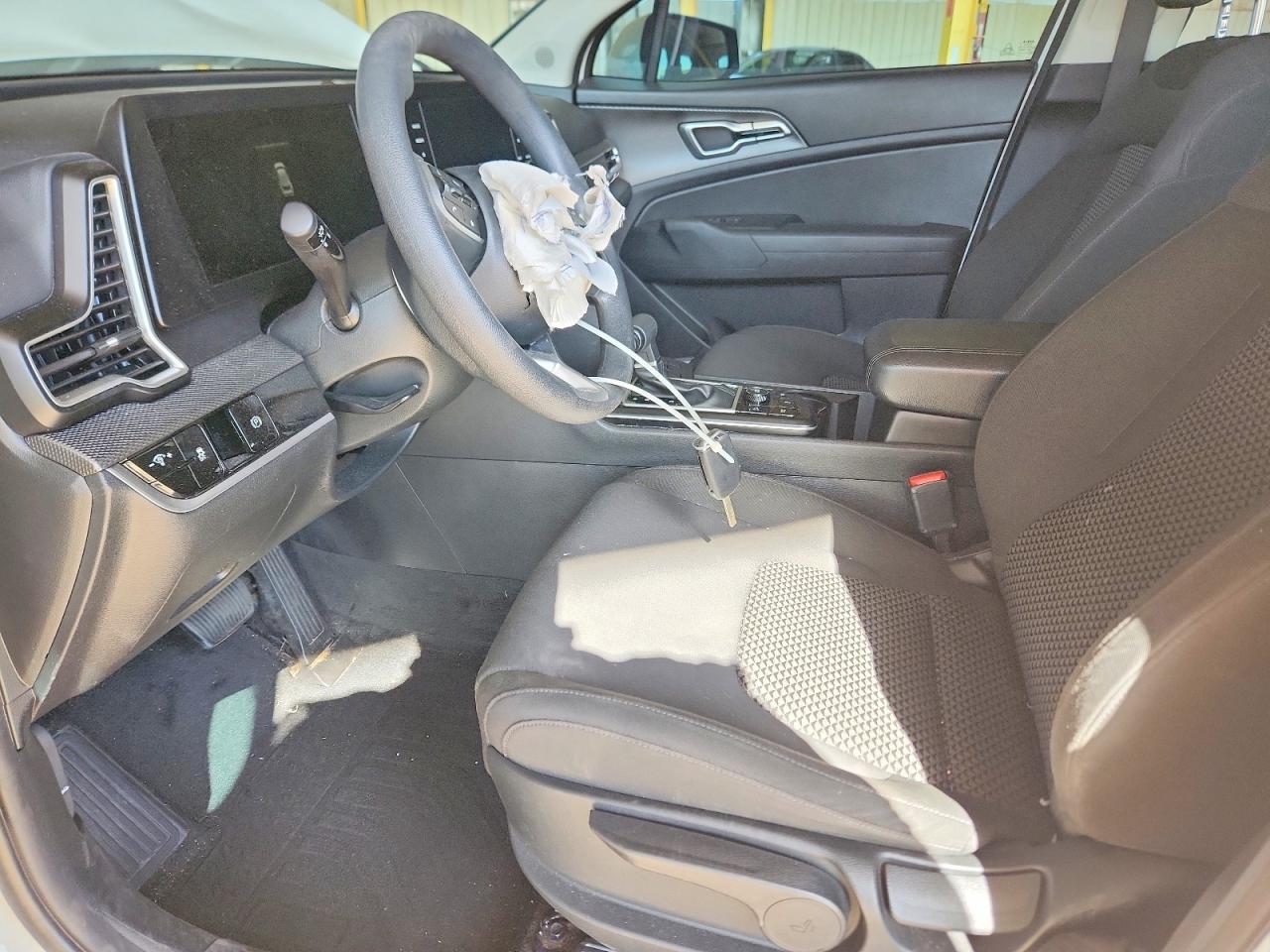 2024 Kia Sportage Lx White vin: KNDPU3DFXR7218597