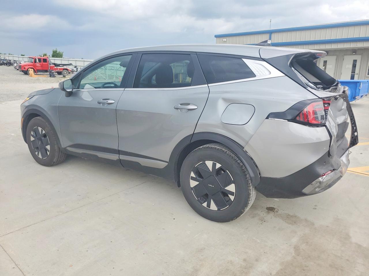 2026 Kia Sportage Lx Silver vin: KNDPU3DG7T7327194